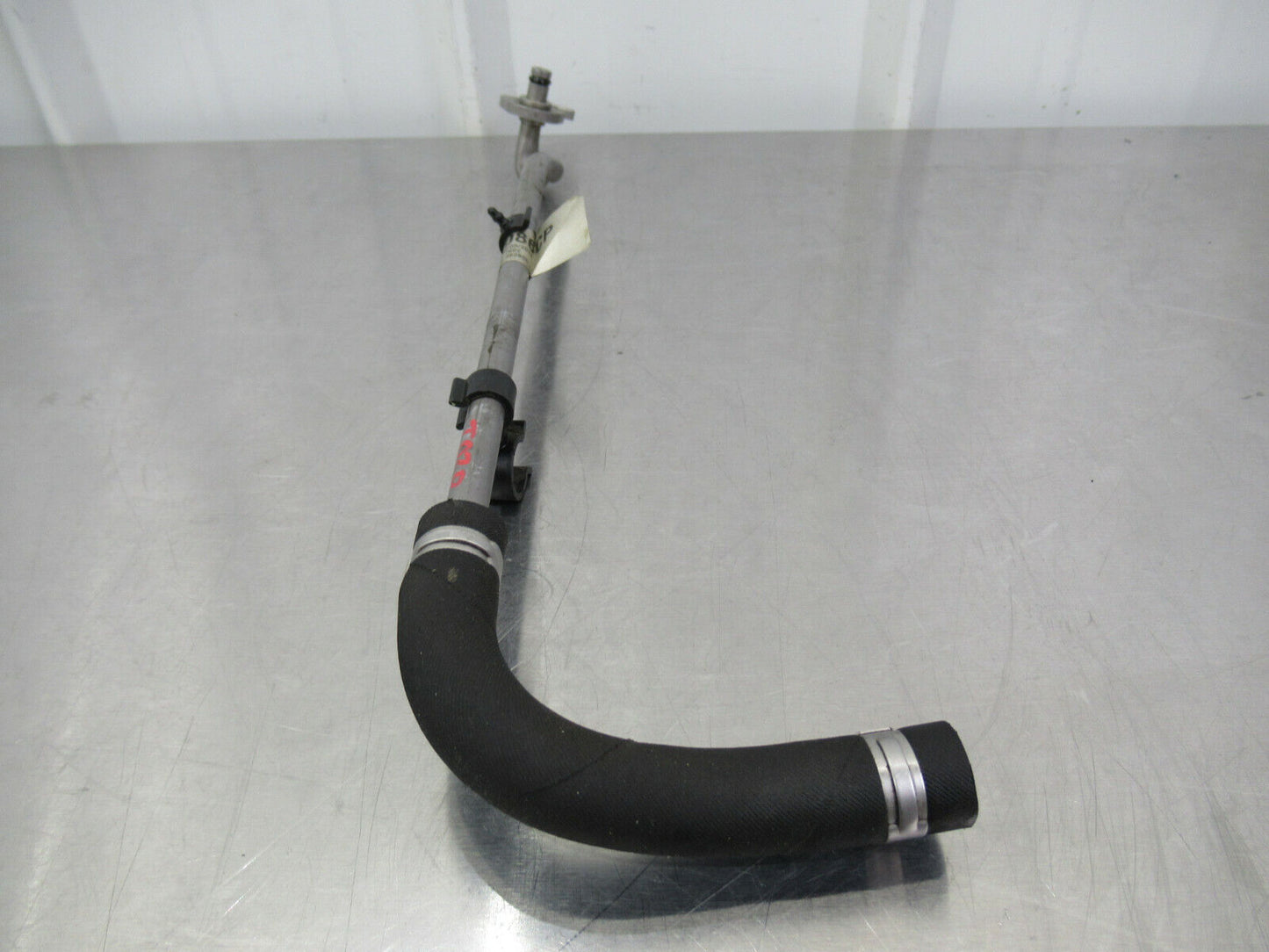 T020 2016 16 MCLAREN 570S STEERING PUMP HOSE LINE #9 13D0086CP