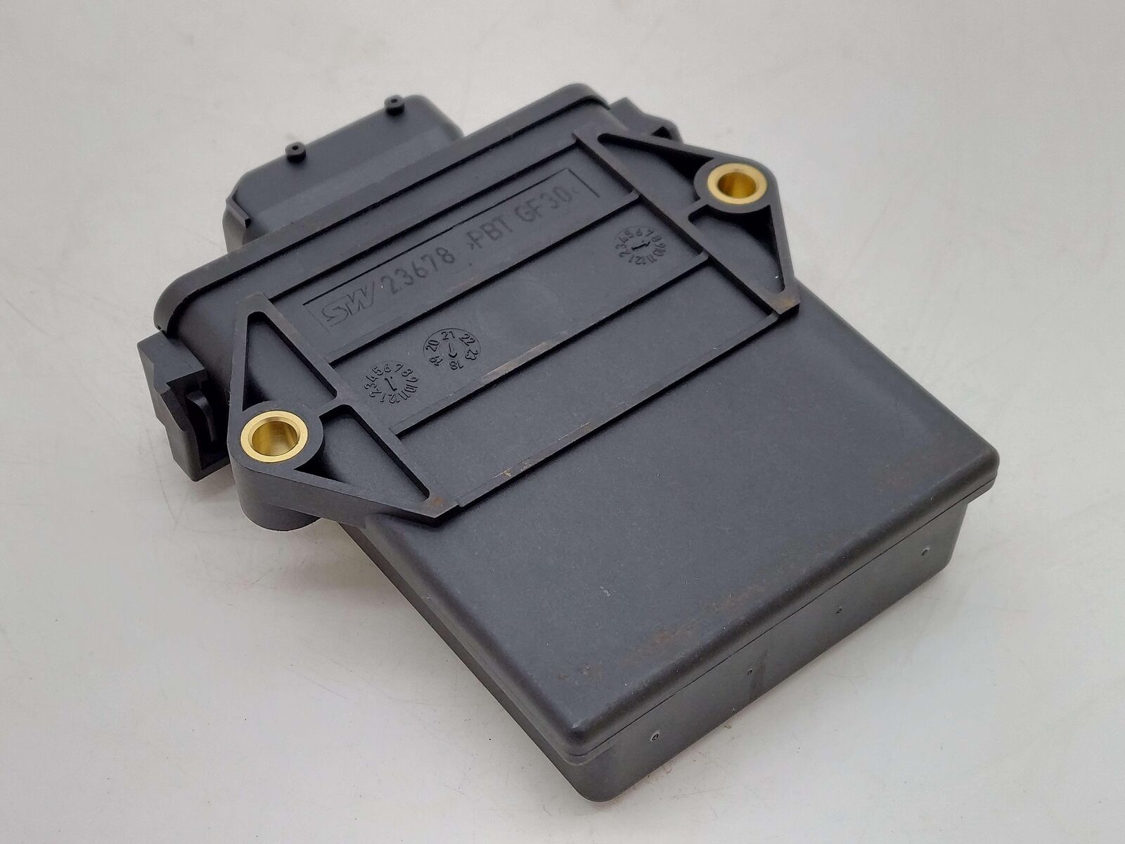 19 Mercedes E63s AMG W213 Differential Lock Control Module A2139004819