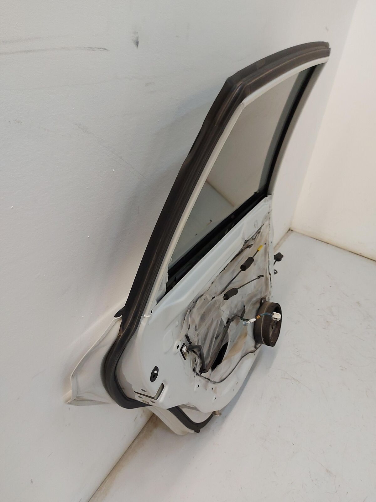 08-14 SUBARU IMPREZA WRX STI 2.5l Turbo REAR LH Door White *NOTES*