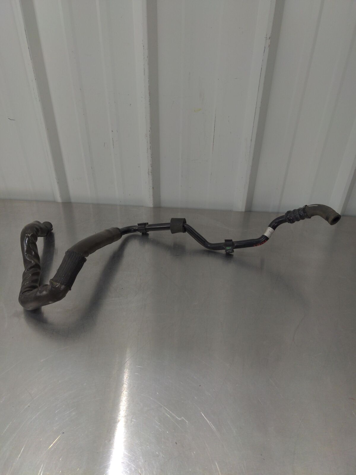 2009 Audi R8 Power Steering Hose Line Pipe 420422843E