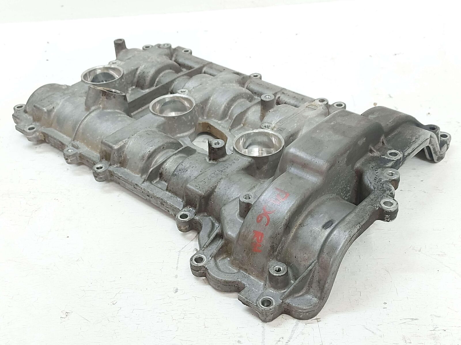 09-19 PORSCHE 911 CARRERA 4S 997.2 3.8L MA1.01 RIGHT VALVE COVER