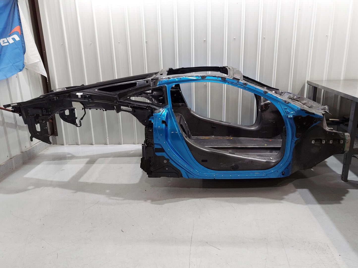 2021 MCLAREN GT BODY SHELL CARBON TUB *CRACKED BENT DENTED*