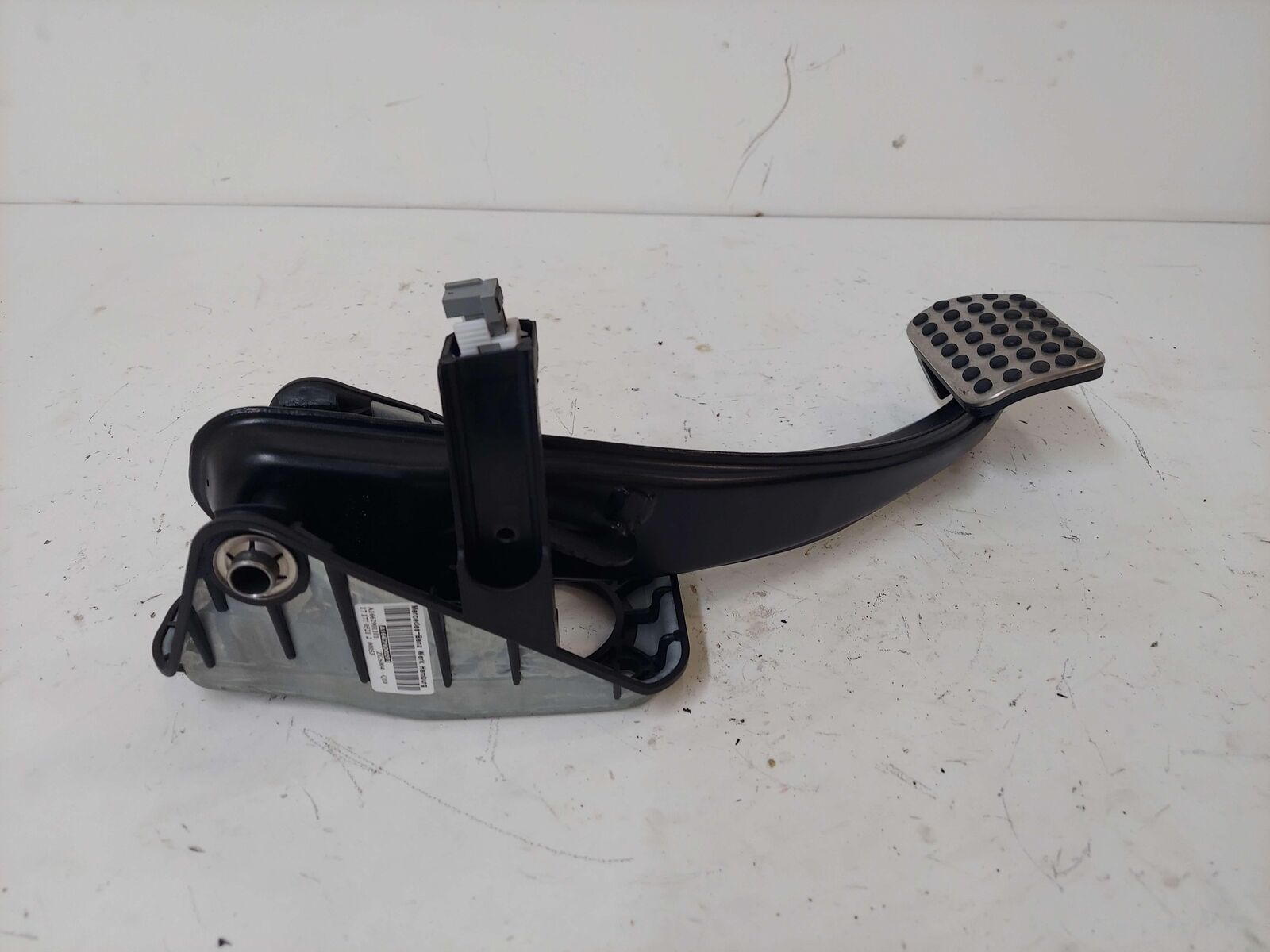 2018 MERCEDES  GLE63S AMG W166 Brake Pedal A1662920008 A1662900201 A1662901101