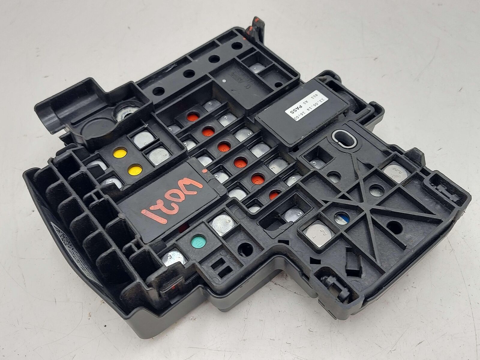 2014 Tesla S Engine Motor Battery Fuse Box 1013274-00-C