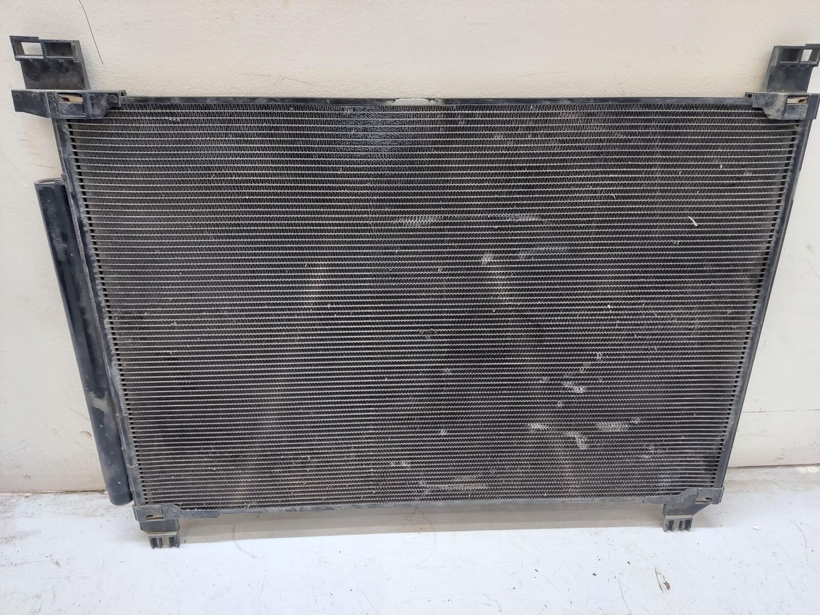 14-19 TOYOTA HIGHLANDER 3.5L Condenser 123K KM'S