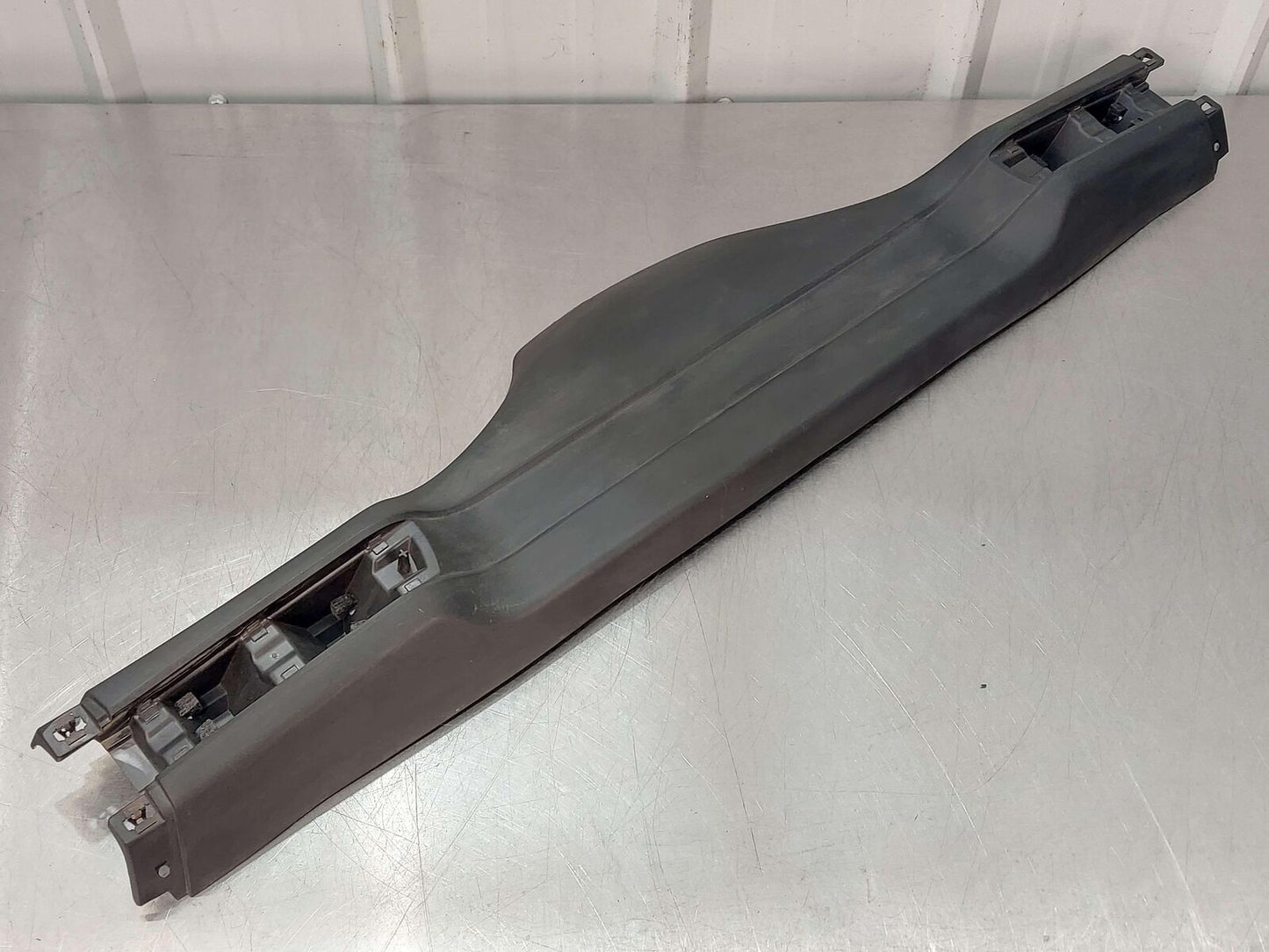 2016 PORSCHE CAYMAN GT4 981 REAR LUGGAGE BAR STRUT COVER COVER TRIM PANEL