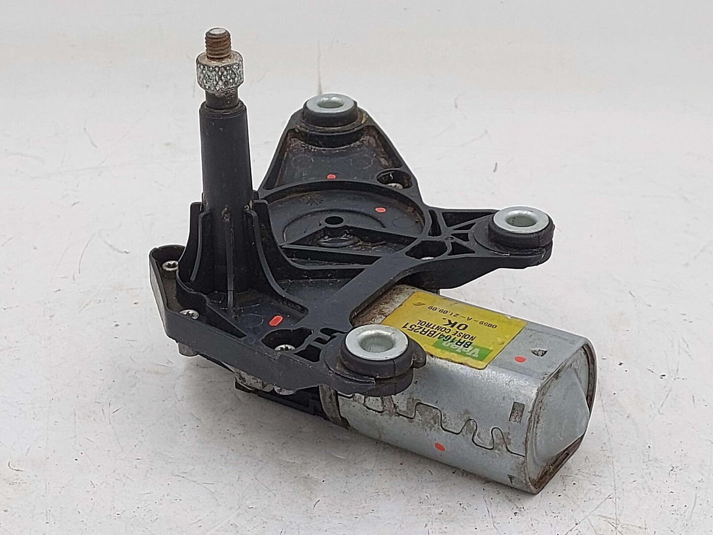 06-15 MERCEDES ML63 AMG W164 REAR WINDSHIELD WIPER MOTOR A2518200042