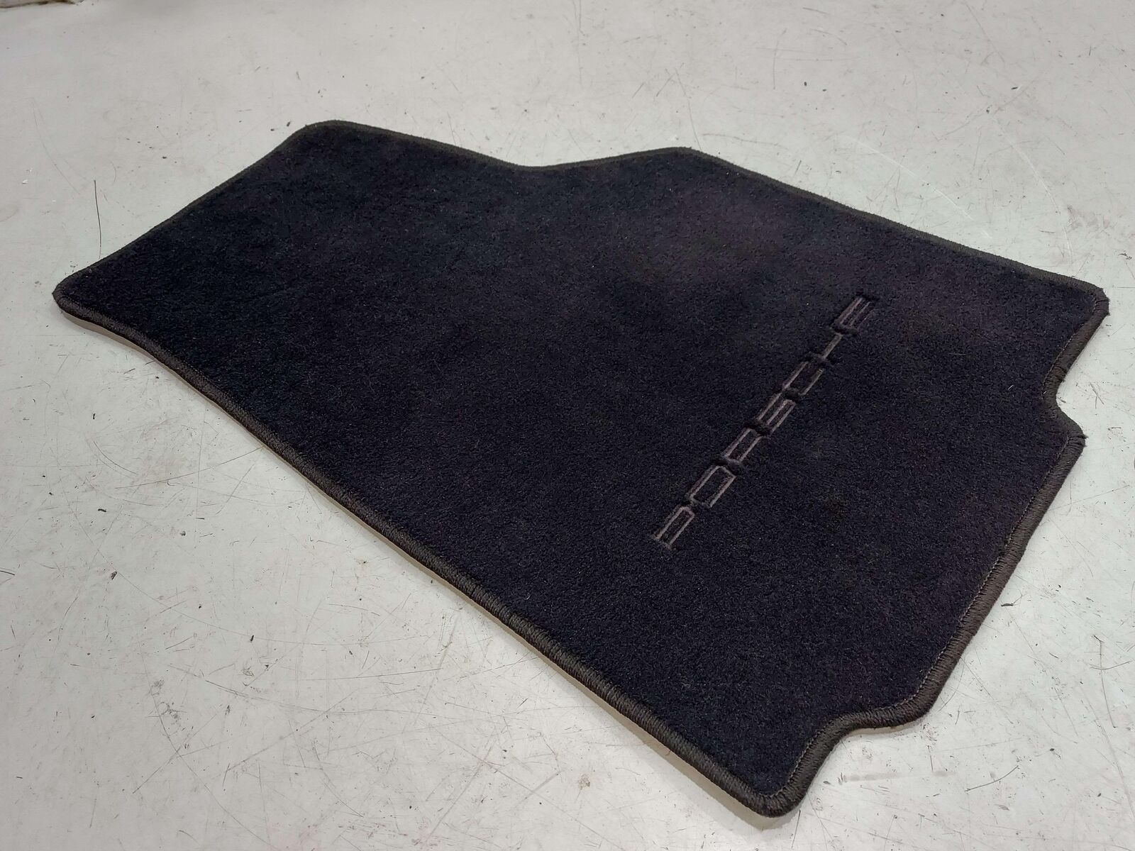 2001 PORSCHE 911 996 CARRERA FRONT FLOOR MAT 'PORSCHE' BLACK CARPET *NOTE