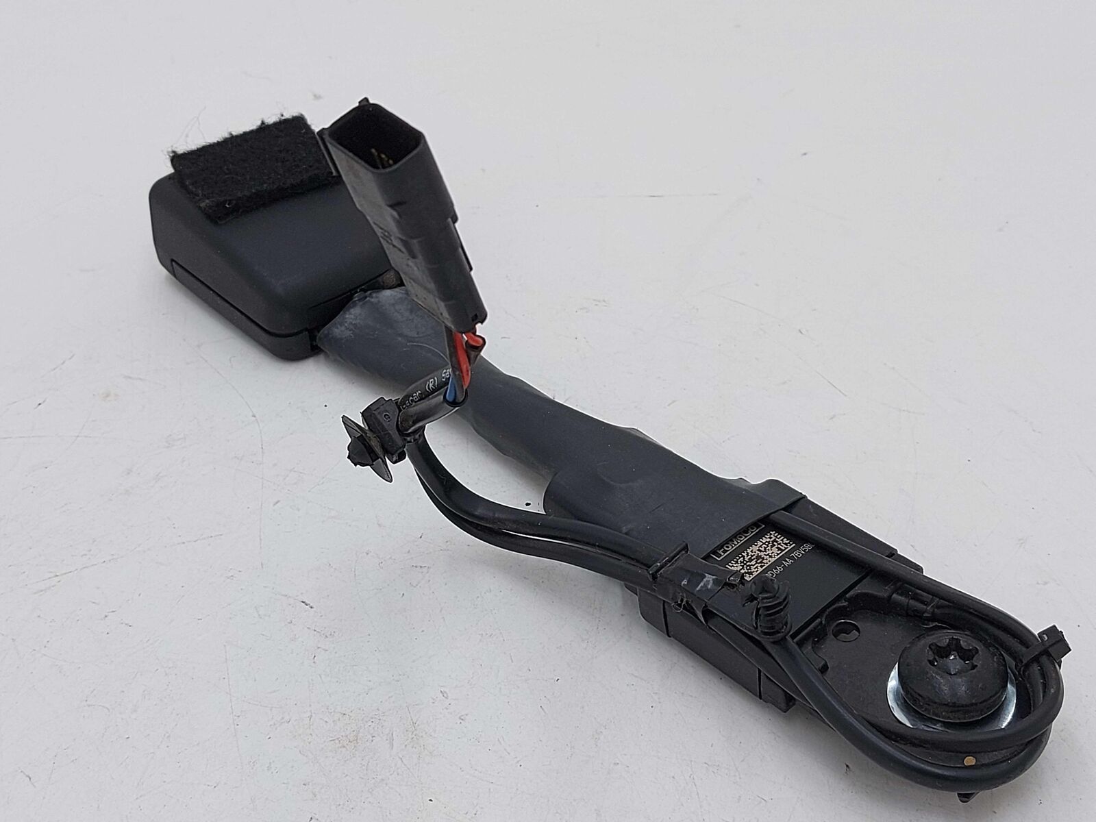 21 FORD BRONCO FRONT RIGHT SEAT BELT PASSENGER BUCKLE BLACK JL1B-610D66-AA