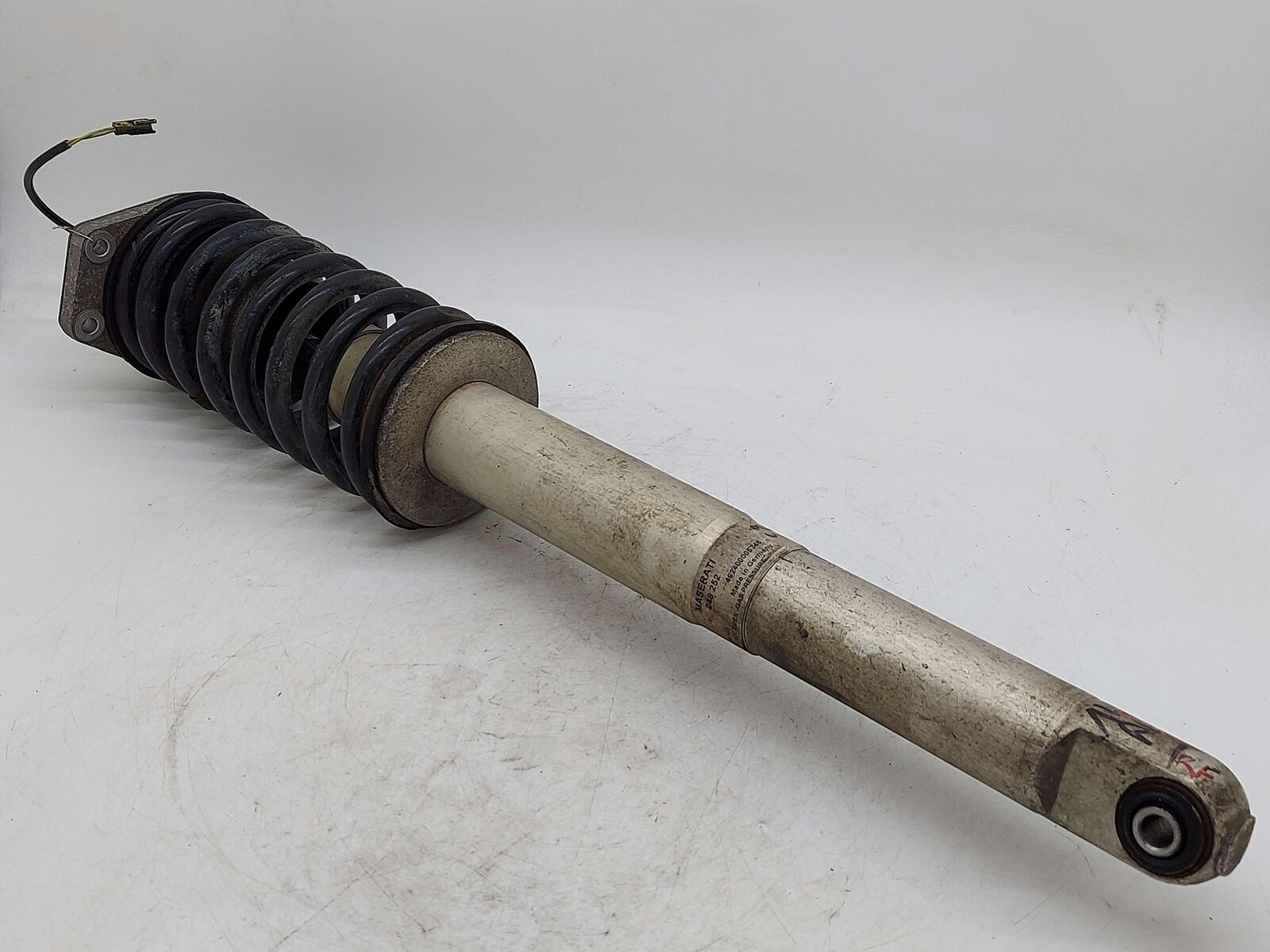 2010 Maserati GranTurismo S M145 Coupe FRONT LEFT RIGHT STRUT 248252