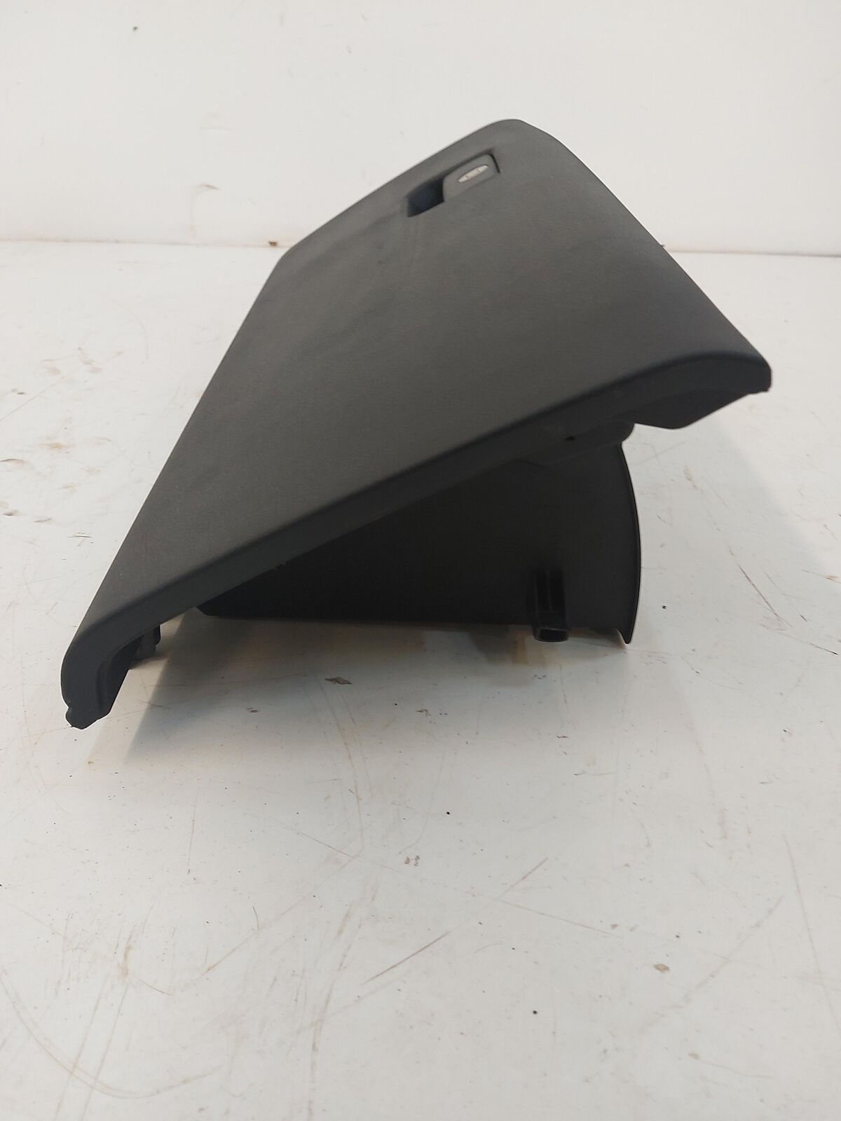 20 21 TOYOTA HIGHLANDER FRONT Glove Box BLACK 55501-0E050