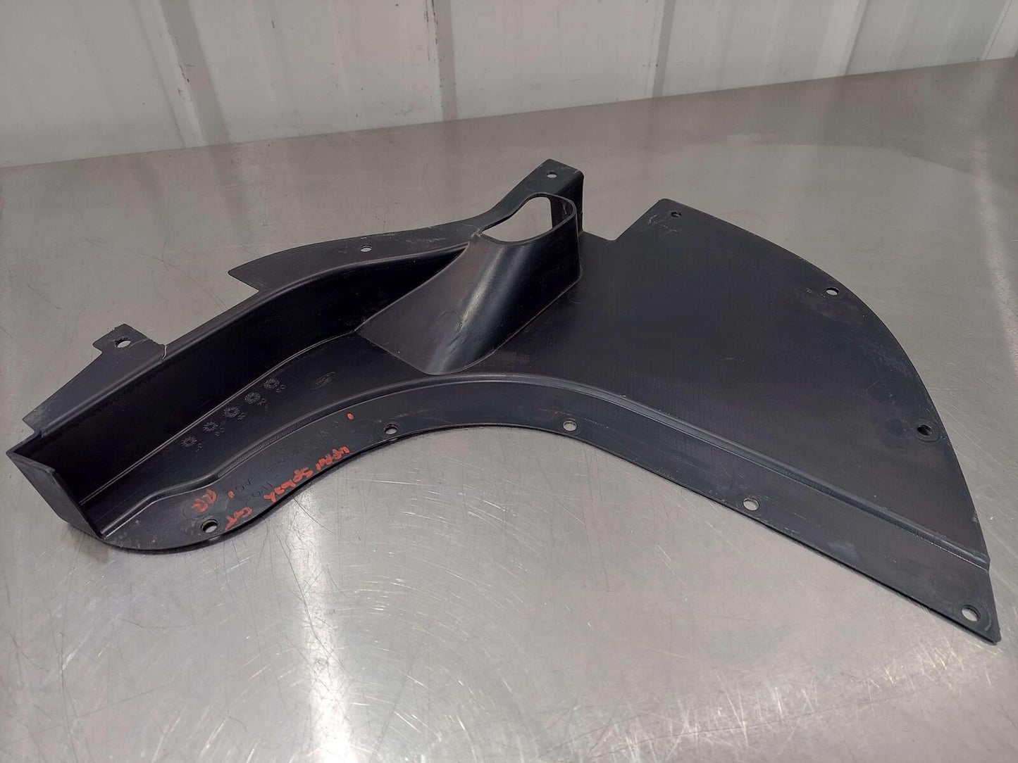 2006 FORD GT GT40 SUPERCAR REAR RIGHT WHEEL LINER UPPER *TORN* 4G7V-6327988-AC