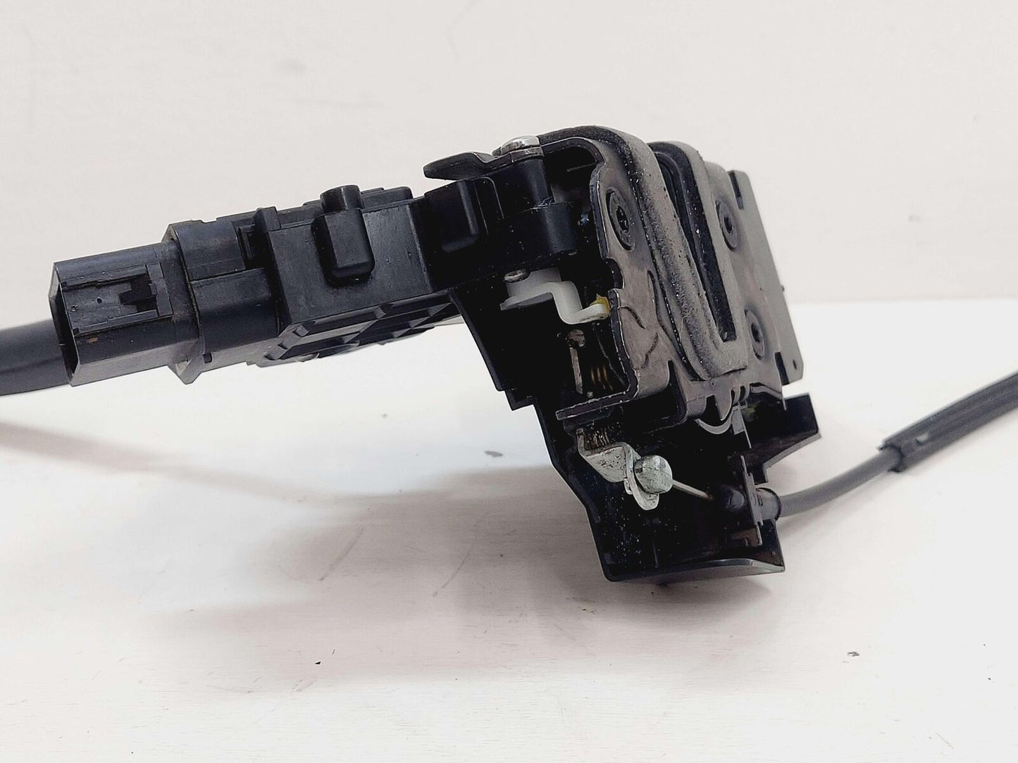 09-15 JAGUAR XF X250 FRONT RIGHT DOOR LATCH W/ PASSIVE KEYLESS 8X2A-21812-AD