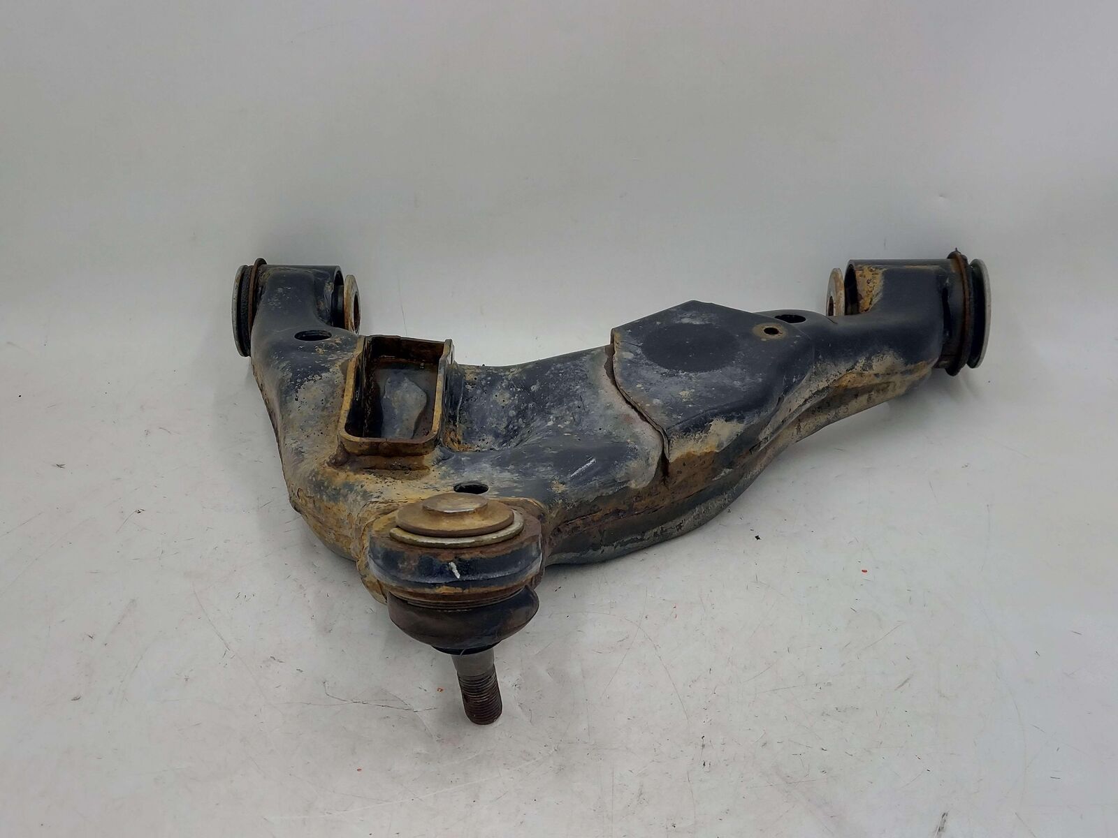 16-23 TOYOTA TACOMA FRONT LEFT LOWER CONTROL ARM 4806904060 OEM