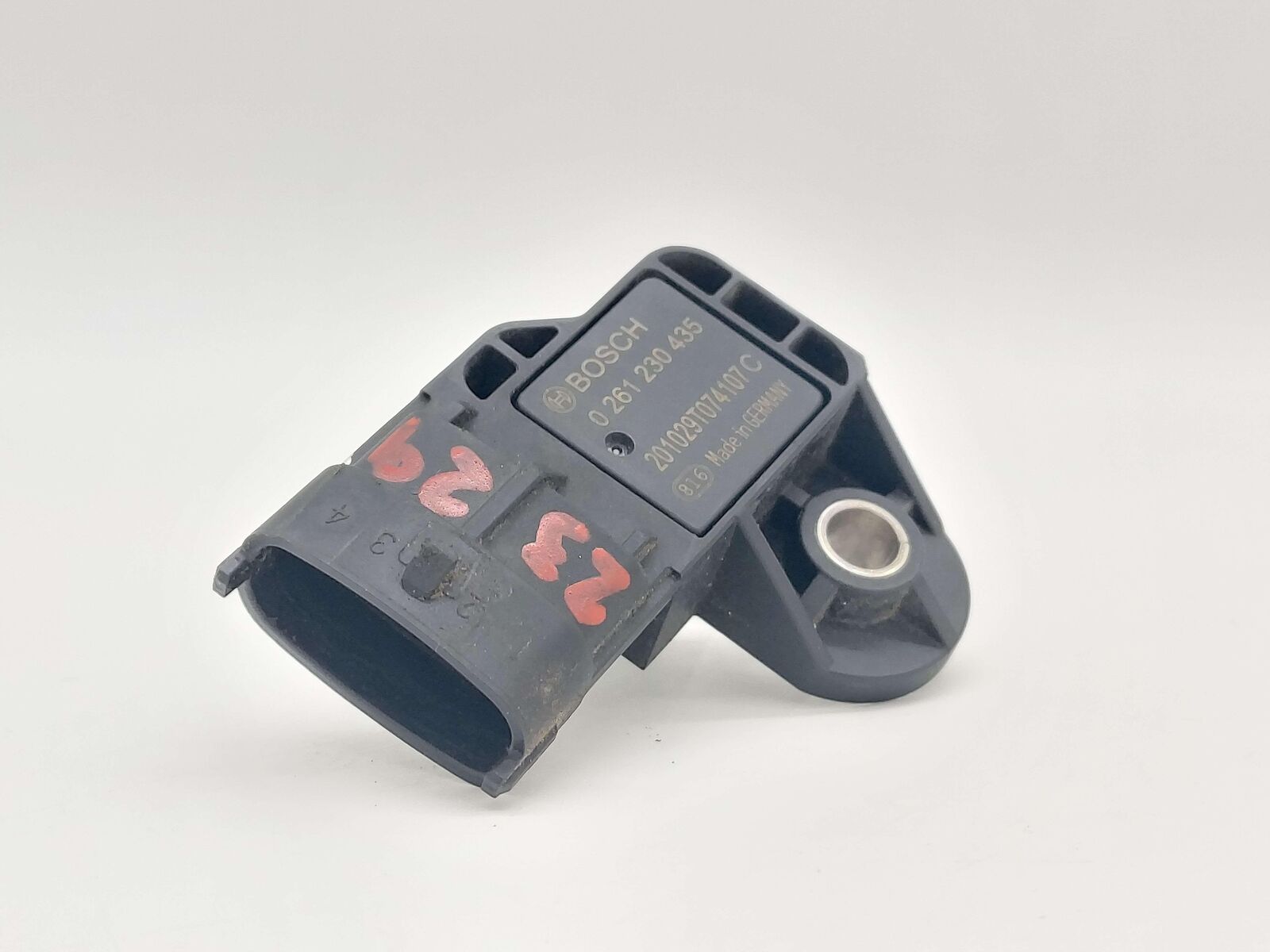 2023 McLaren Artura Intercooler Map Sensor 0261230435 #2 3K KM