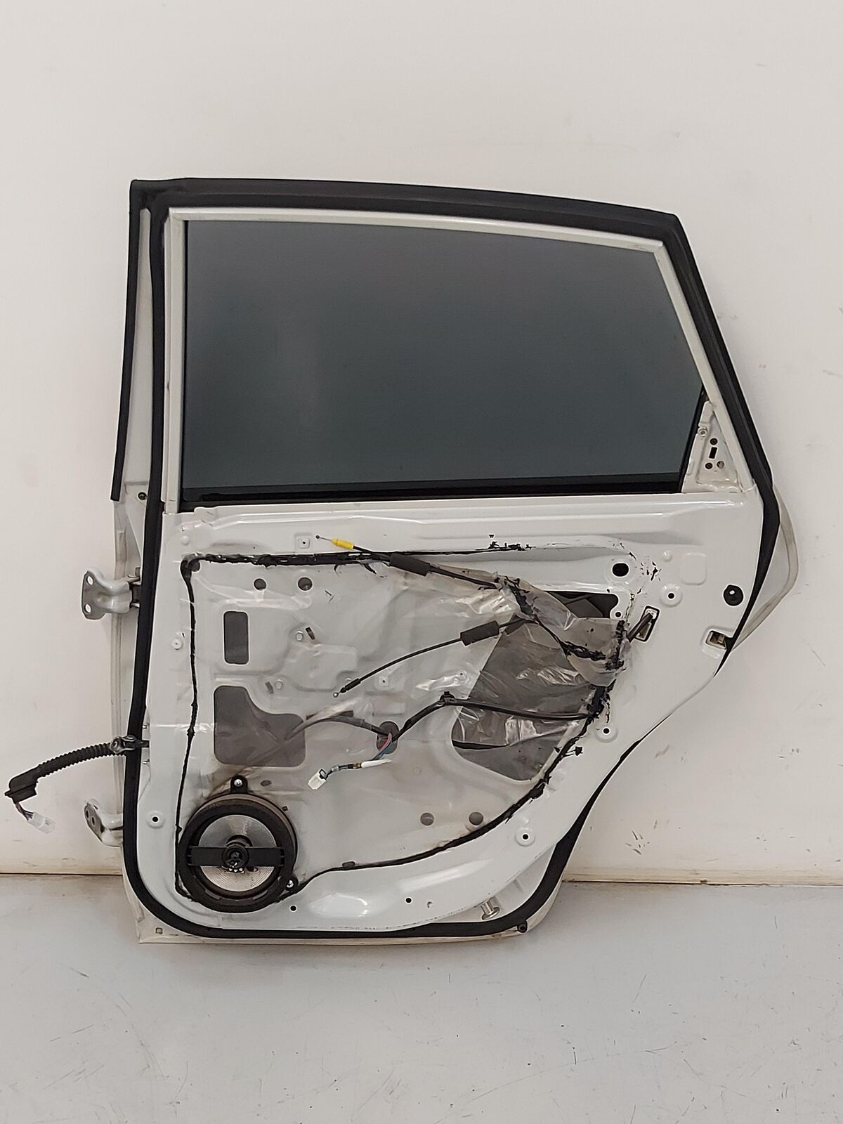 08-14 SUBARU IMPREZA WRX STi REAR RH Right Door White *Dents Rust Spots*