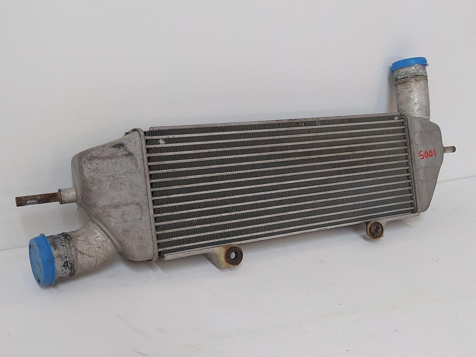 09-15 MITSUBISHI LANCER RALLIART INTERCOOLER 1530A059 *FINS BENT*