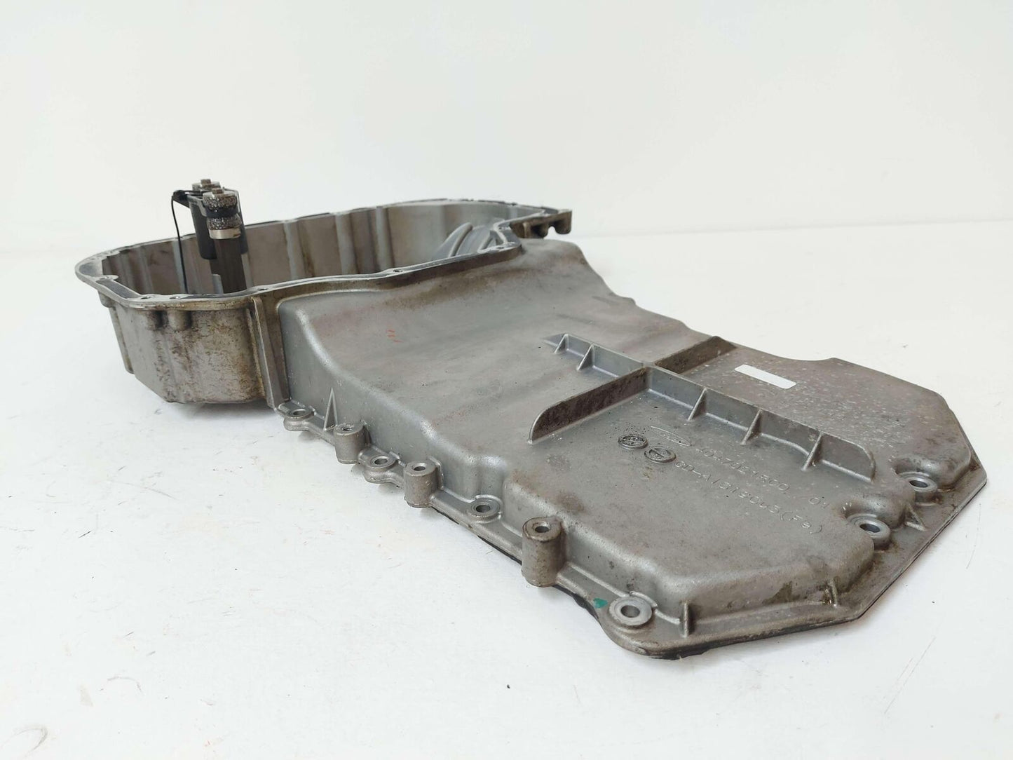 08-10 MERCEDES S63 AMG W221 UPPER OIL PAN A1560140702 4047021