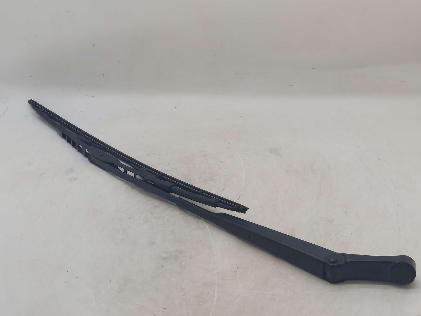 98 99-13 PORSCHE 911 996 CARRERA CABRIOLET RIGHT WIPER ARM