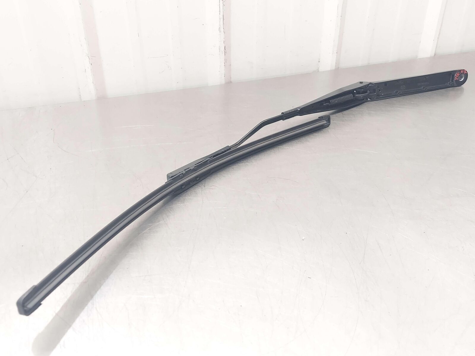 12-19 PORSCHE 911 991 GT3 RIGHT WIPER ARM 3392126069