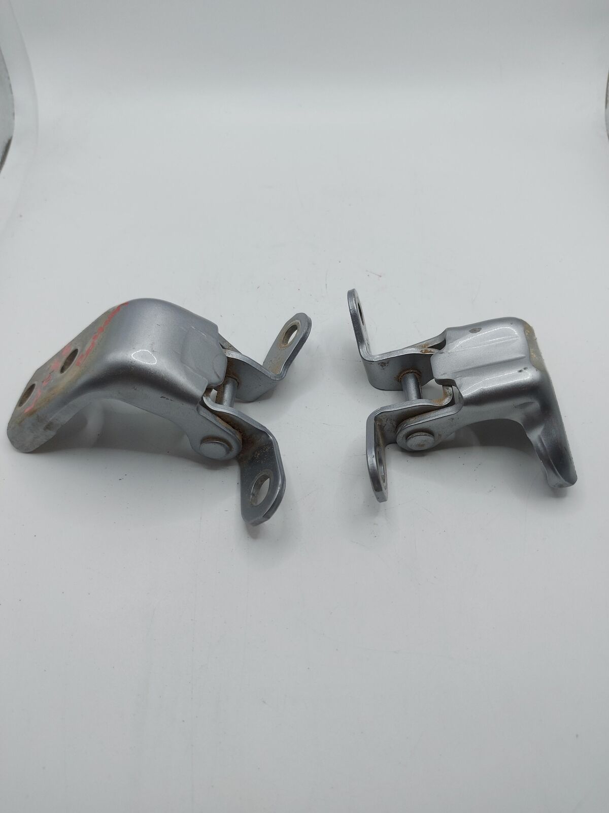 2019 TOYOTA TUNDRA LH LEFT Rear Upper/Lower Door Hinges Silver Sky Metallic