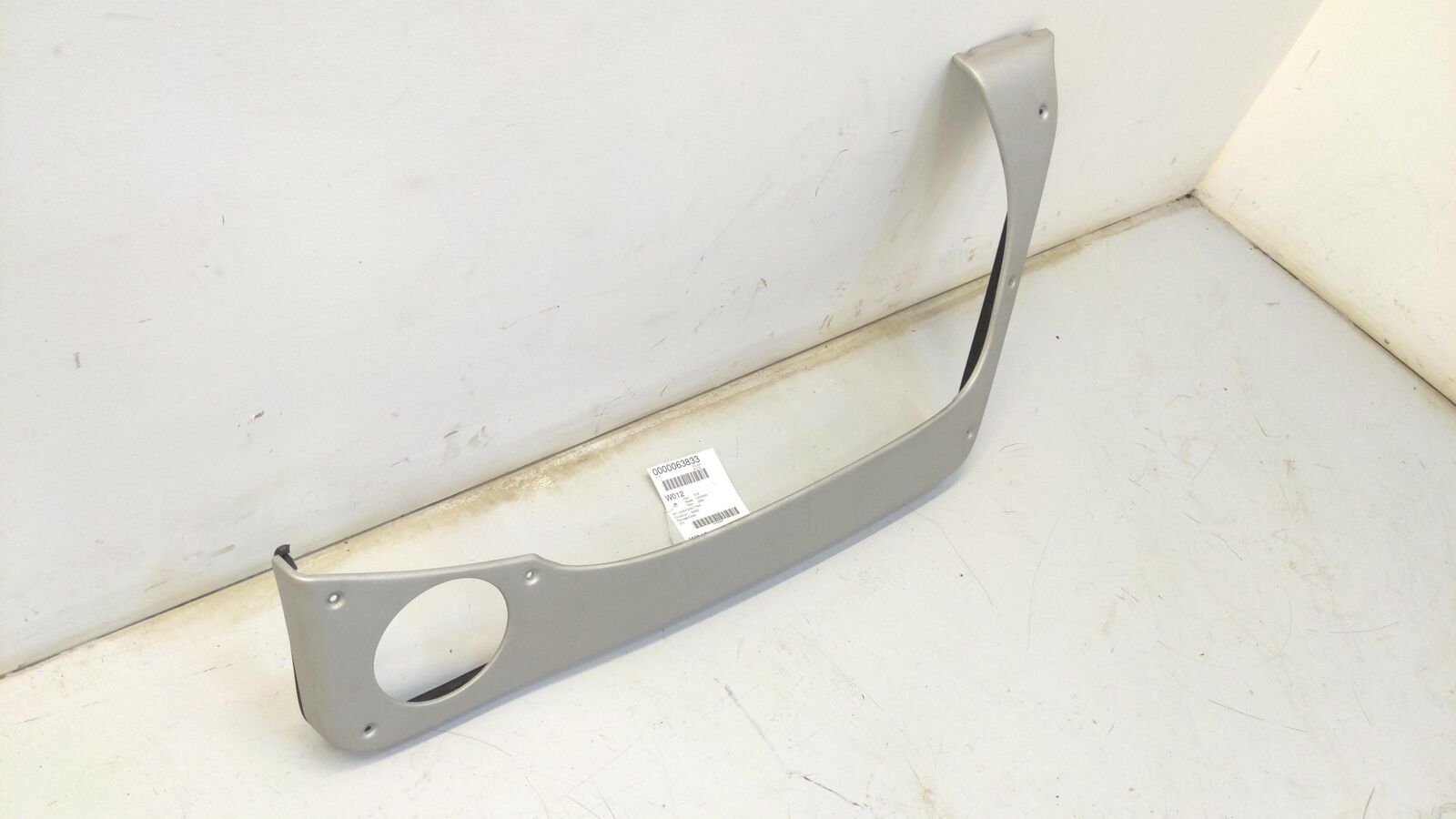 2000 FERRARI 360 MODENA Right Front Door Trim Panel Rh Lower Trim