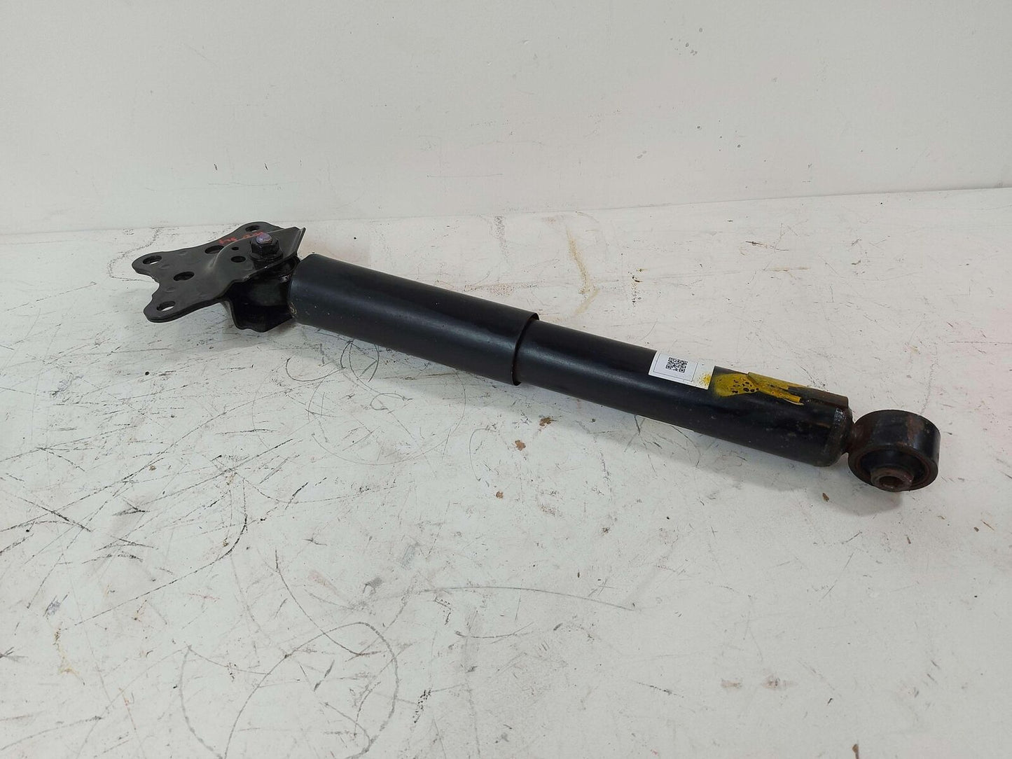 2020 TOYOTA HIGHLANDER REAR LEFT SHOCK ABSORBER 48531-0E360