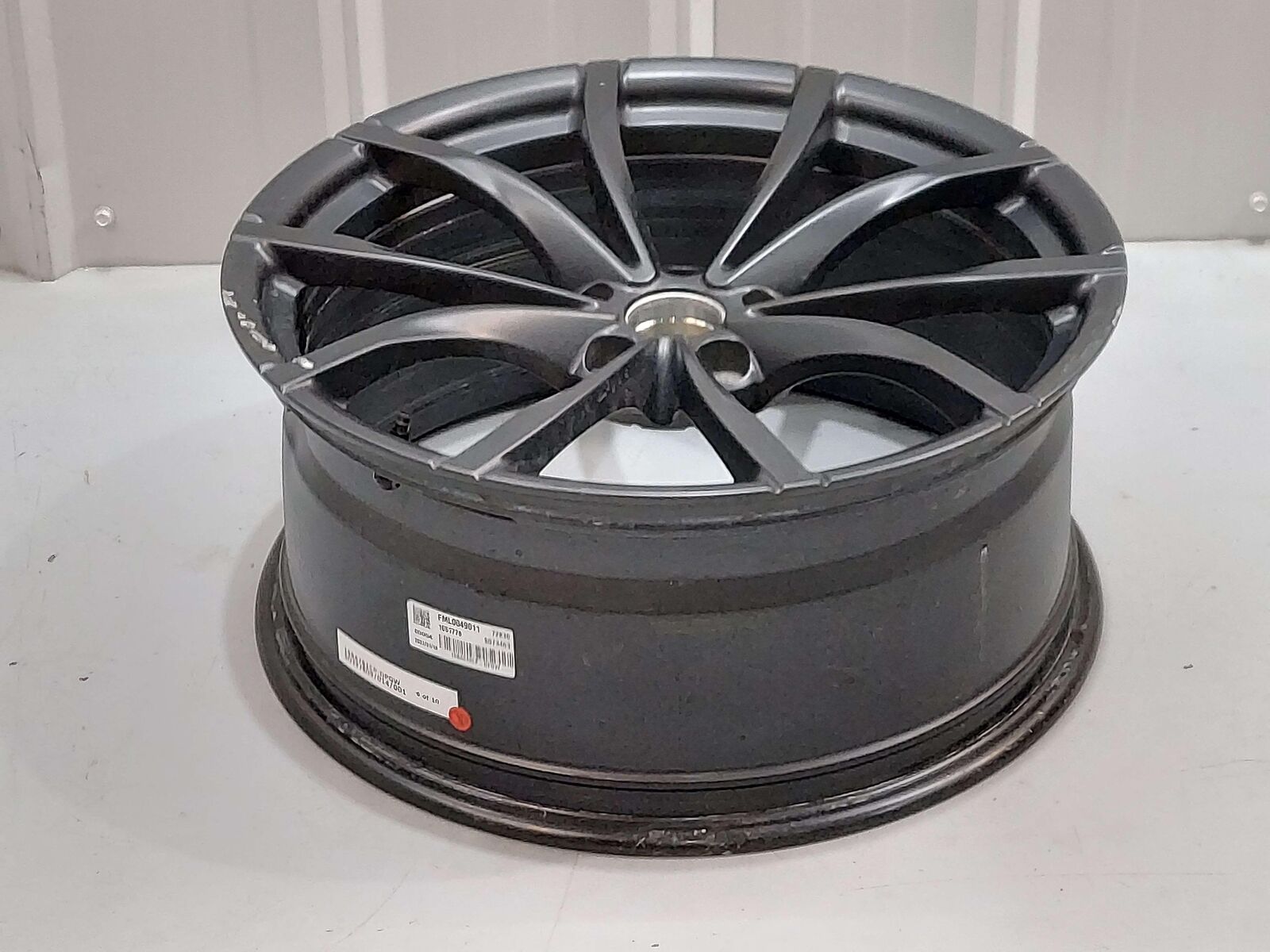 2023 Mclaren Artura Wheel 19X8.5 TPMS 10 Spoke 16BA640CP 3K KMS *NOTES*