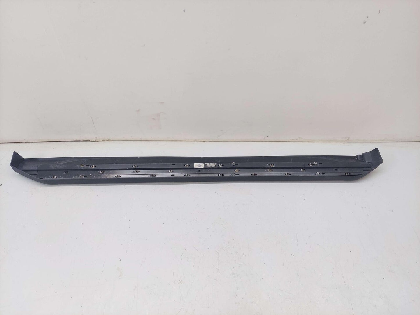 14-19 TOYOTA HIGHLANDER LEFT RUNNING BOARD PREDAWN GRAY 1H1 T0363-100