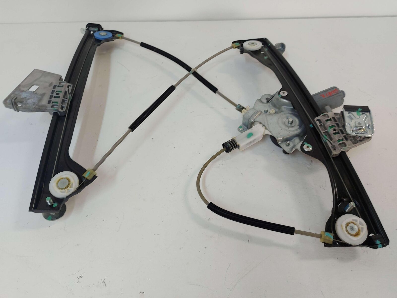 09 Nissan GTR GT-R R35 Front RH Right Door Window Regulator W/ Motor 1050002396