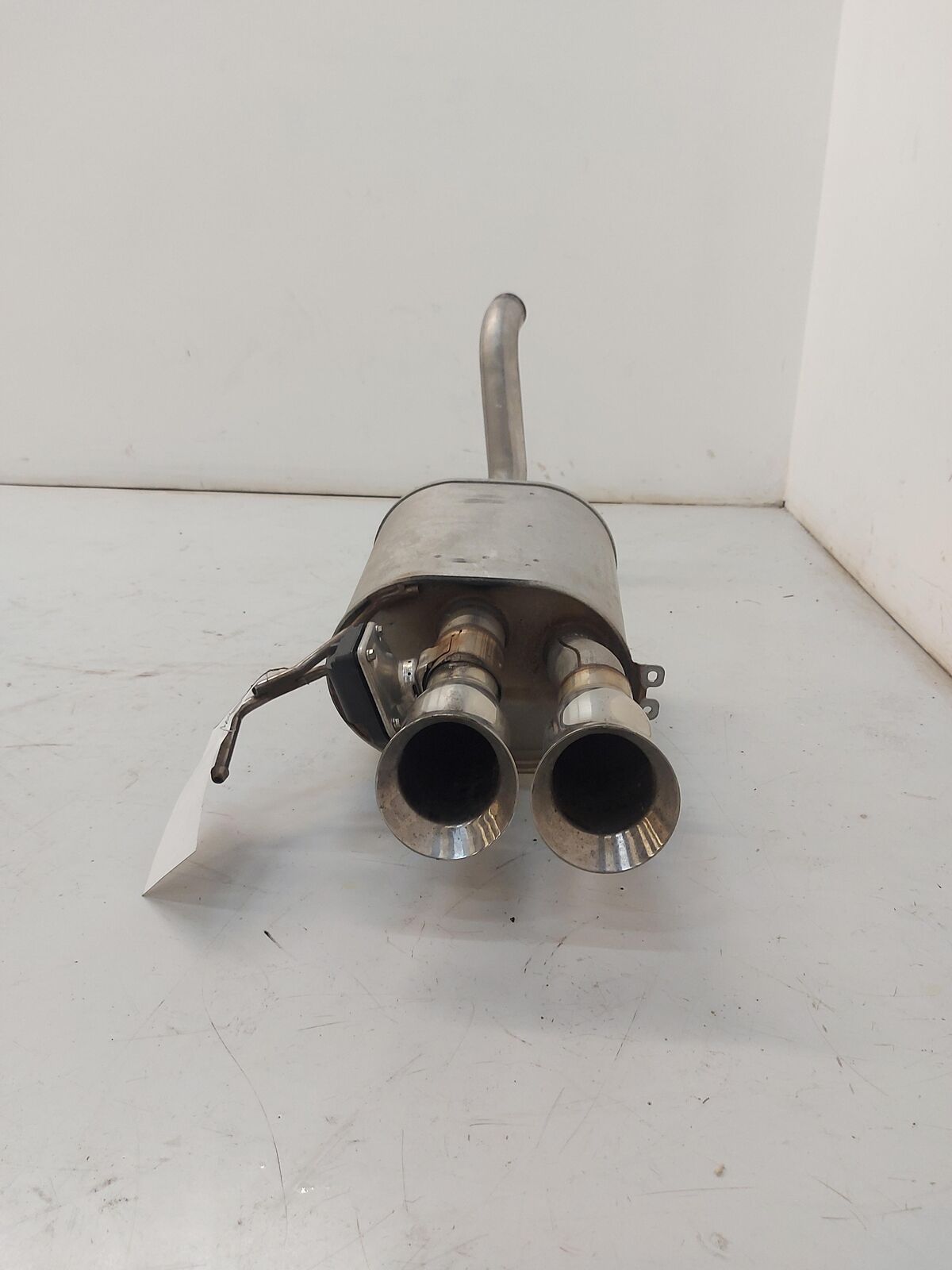 14-19 CHEVY CORVETTE RH Right Muffler 82061410C 46K KM's 🚀