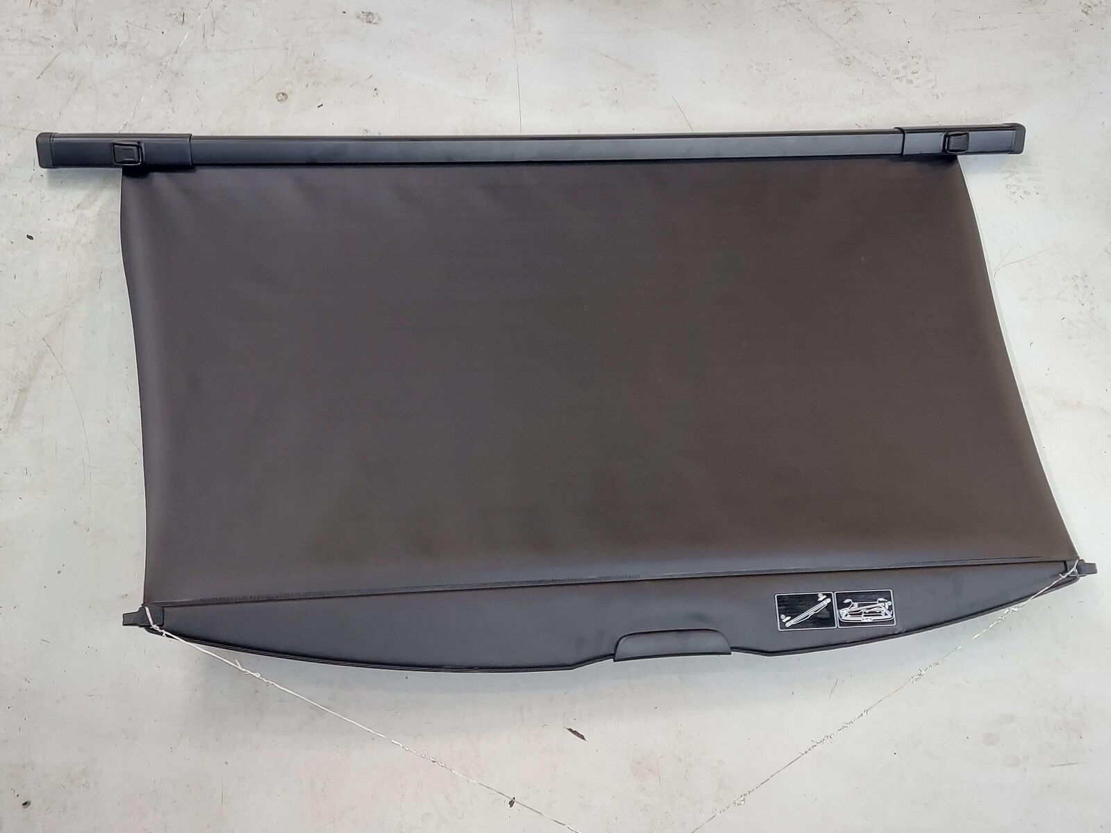 OEM 20-23 TOYOTA HIGHLANDER CARGO COVER BLACK PT912-48200 *NEW IN BOX