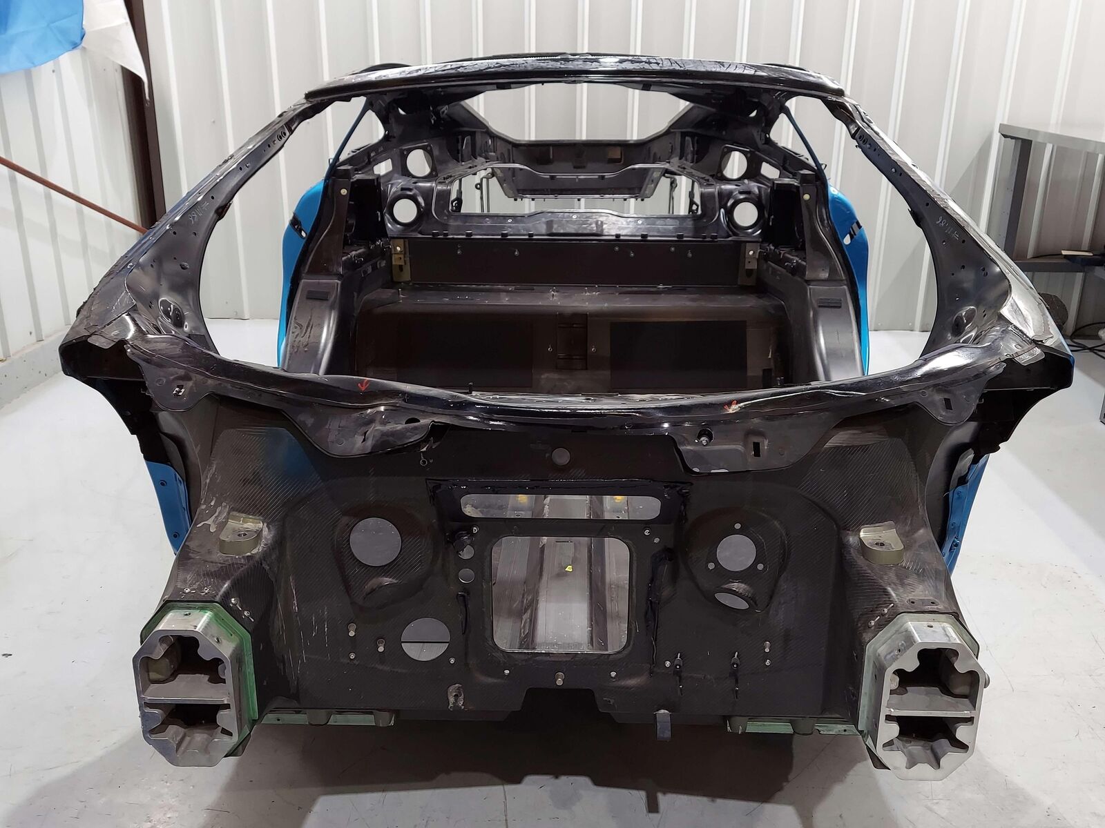 2021 MCLAREN GT BODY SHELL CARBON TUB *CRACKED BENT DENTED*