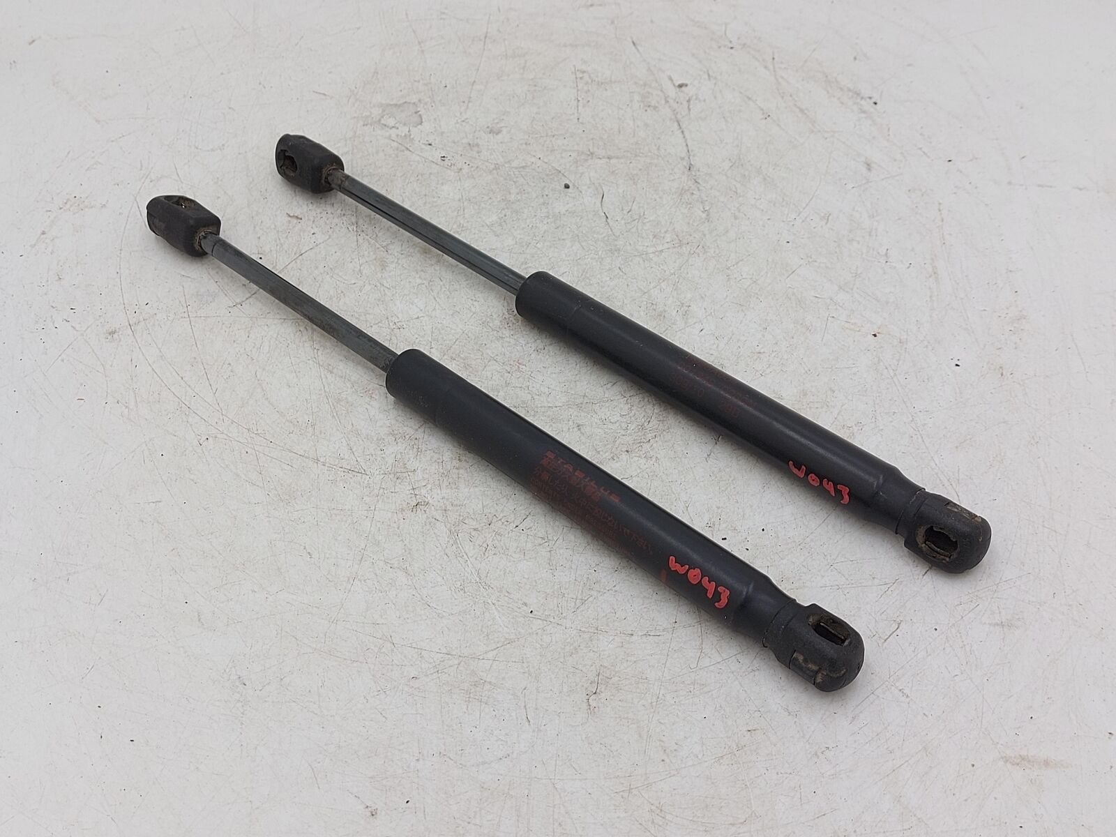 2011 Mitsubishi Lancer Evolution Evo X MR 4B11 Hatch Support Struts Shocks Pair