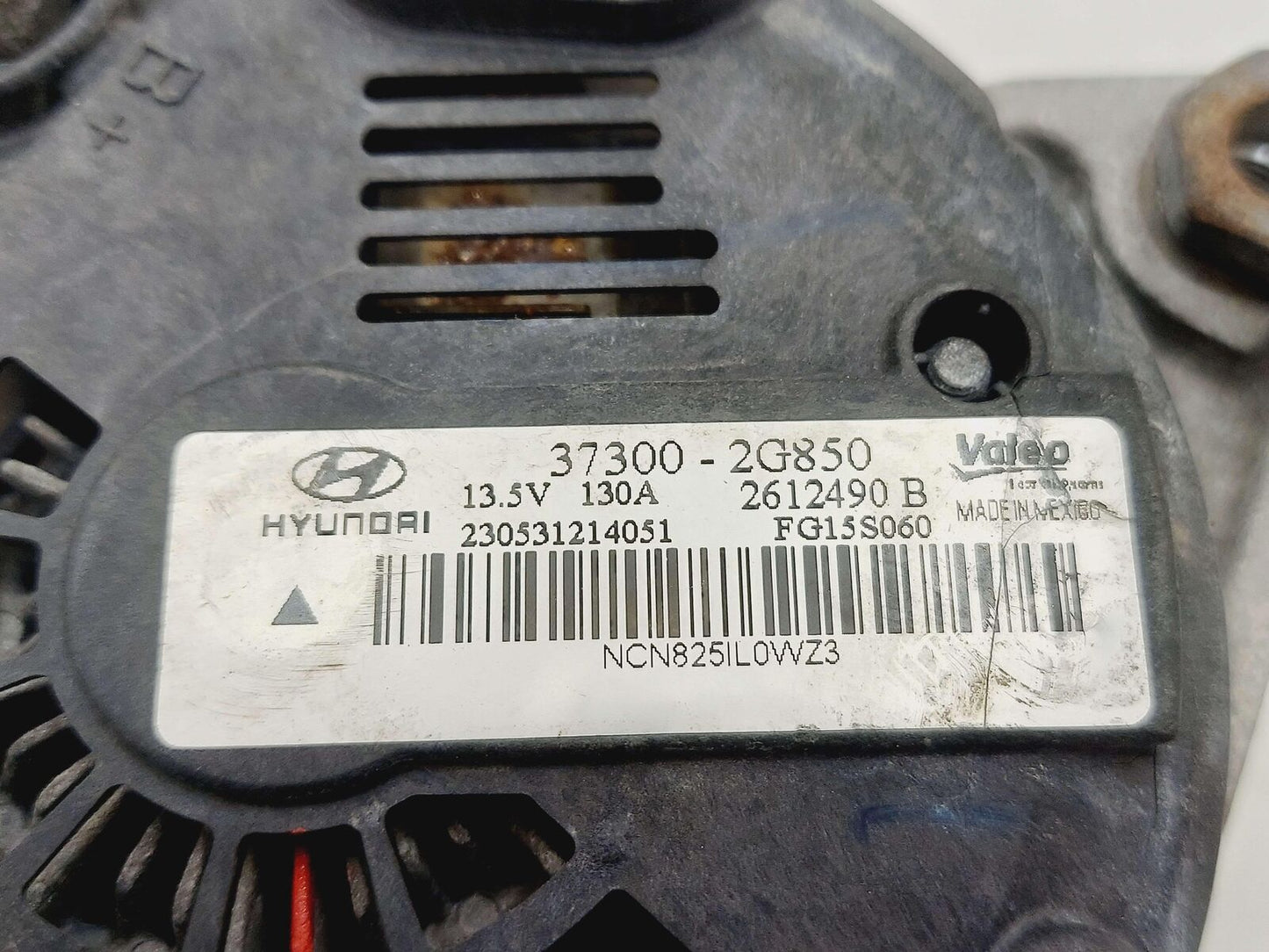 13-16 HYUNDAI SANTA FE 2.4L ALTERNATOR 37300-2G850