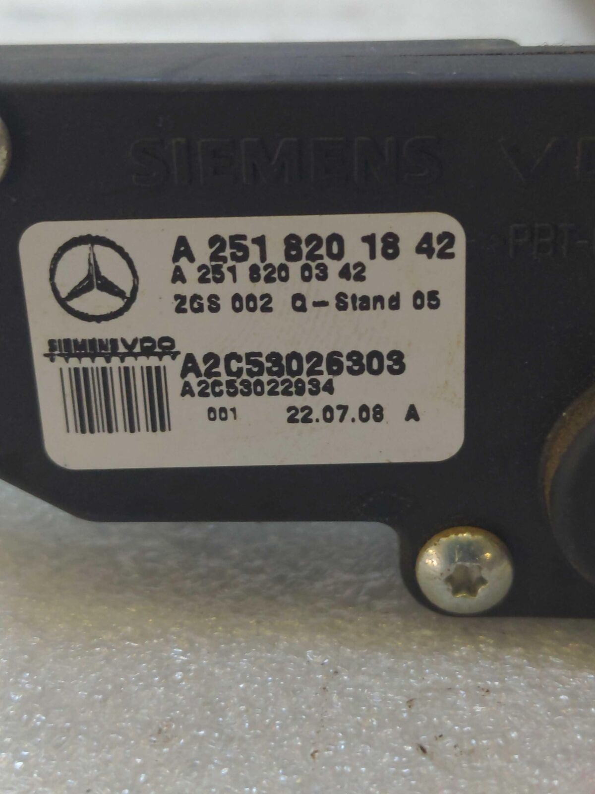 06-13 MERCEDES R320 RH Right Power Quarter Window Motor A2518201842 A2C53026303