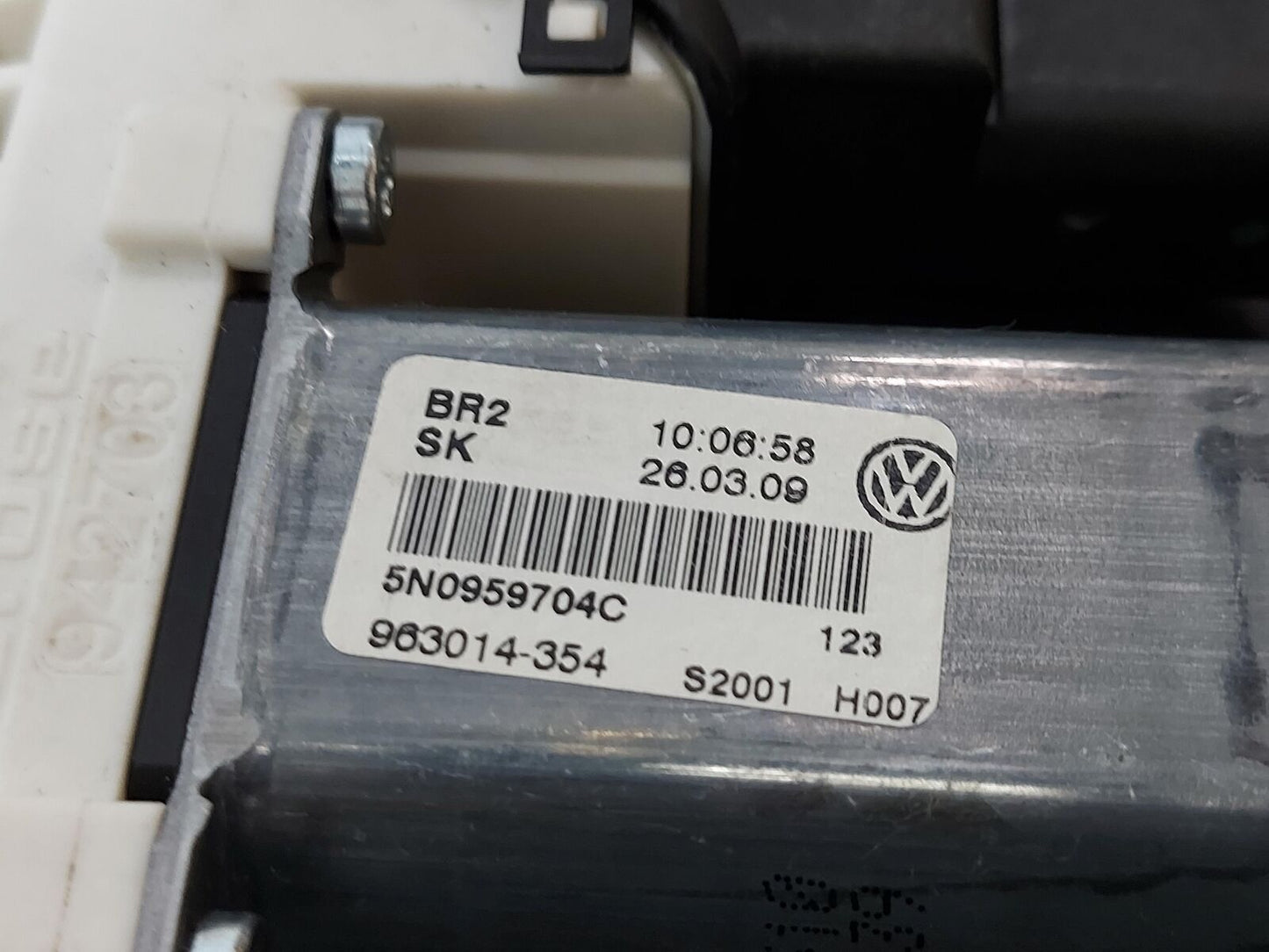 09-18 VW Tiguan RH Right Regulator Electric 5N0839730L 5N0839462A