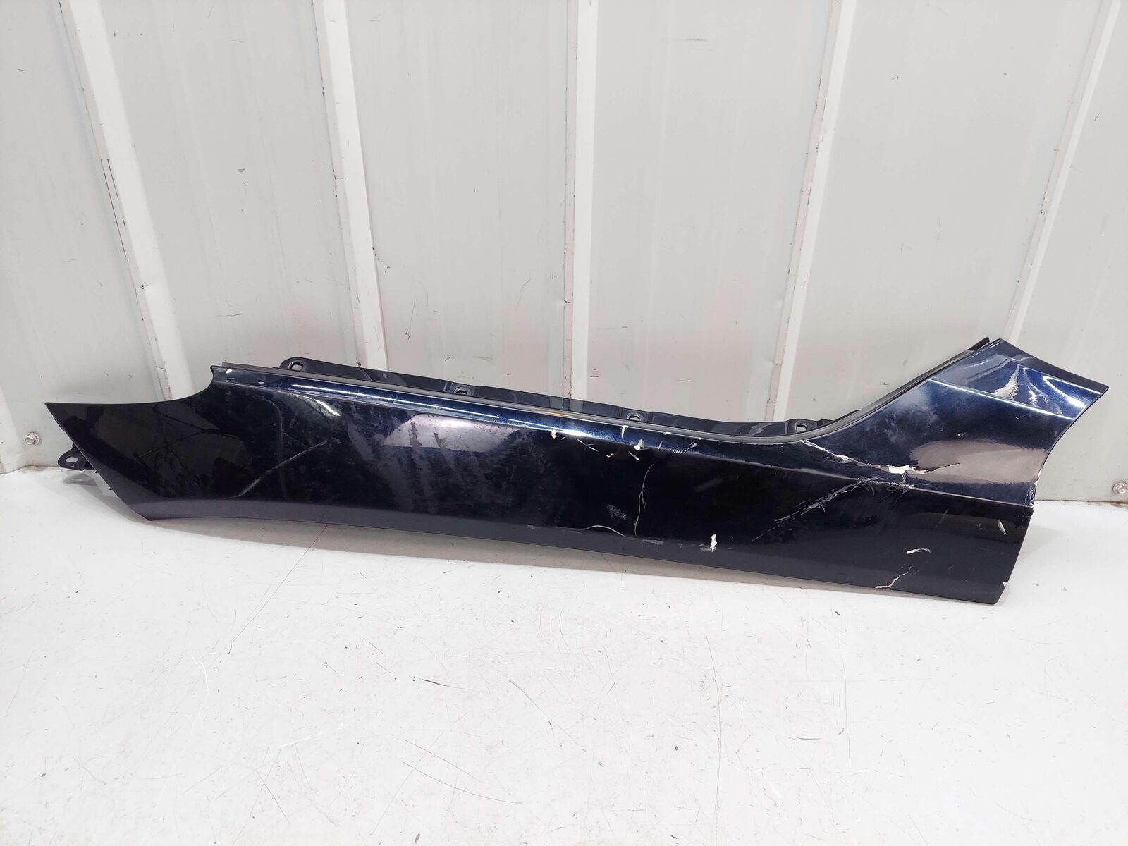 2024 ASTON MARTIN DB12 VOLANTE FRONT LEFT FENDER UPPER ULTRAMARINE BLACK *NOTE