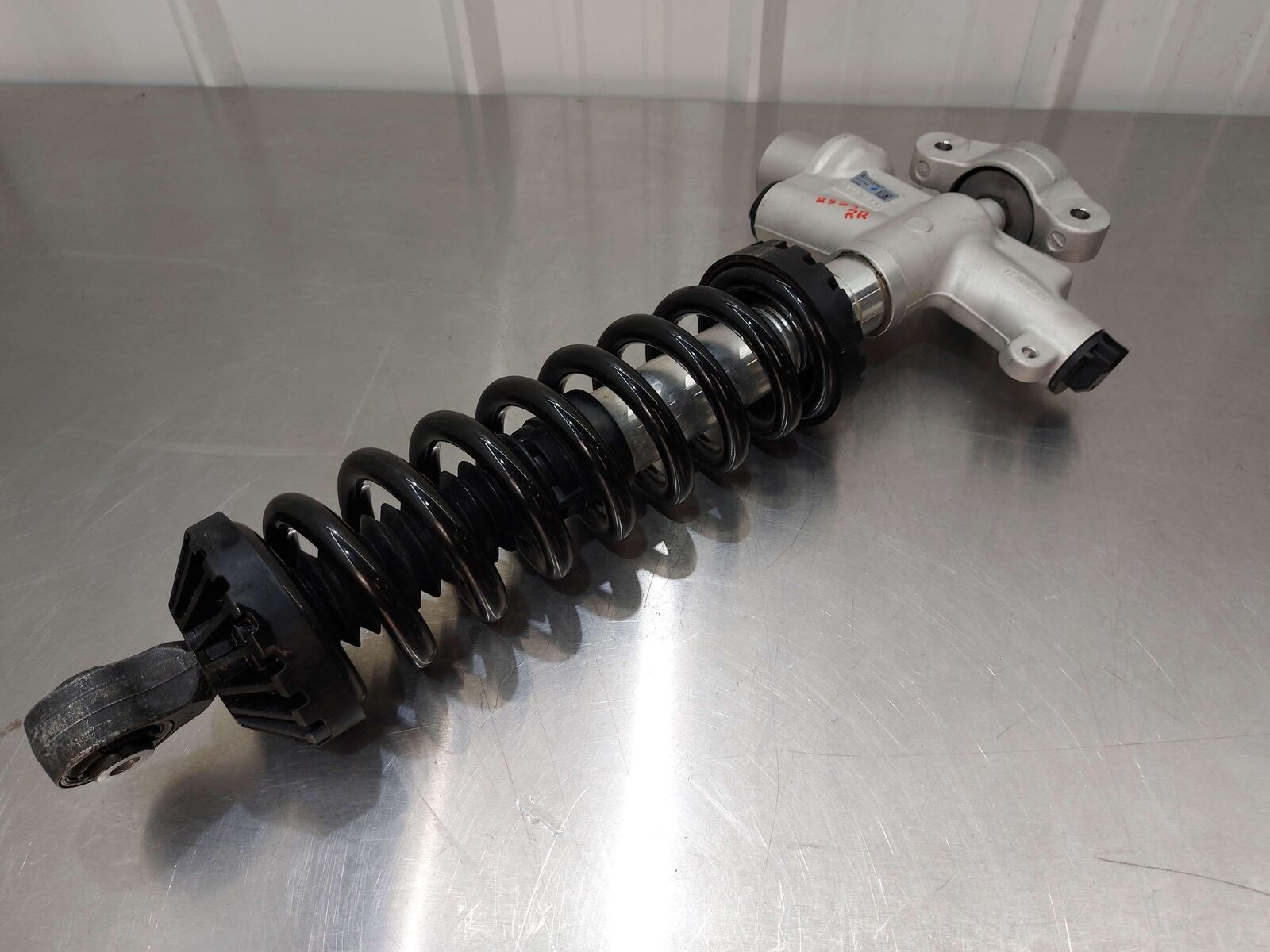 2023 Mclaren Artura Rear RH Right Strut 16BA769CP 3K KMS