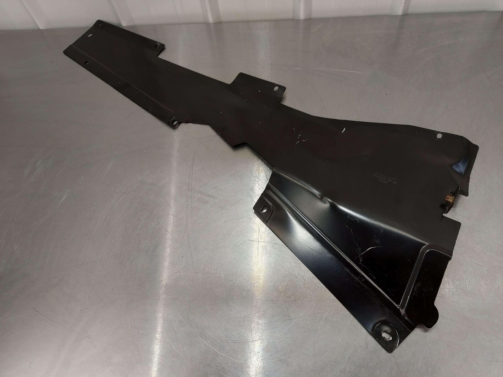 2018 Mclaren 570s Rear RH Right Quarter Splash Guard Skid Plate 13A3544CP