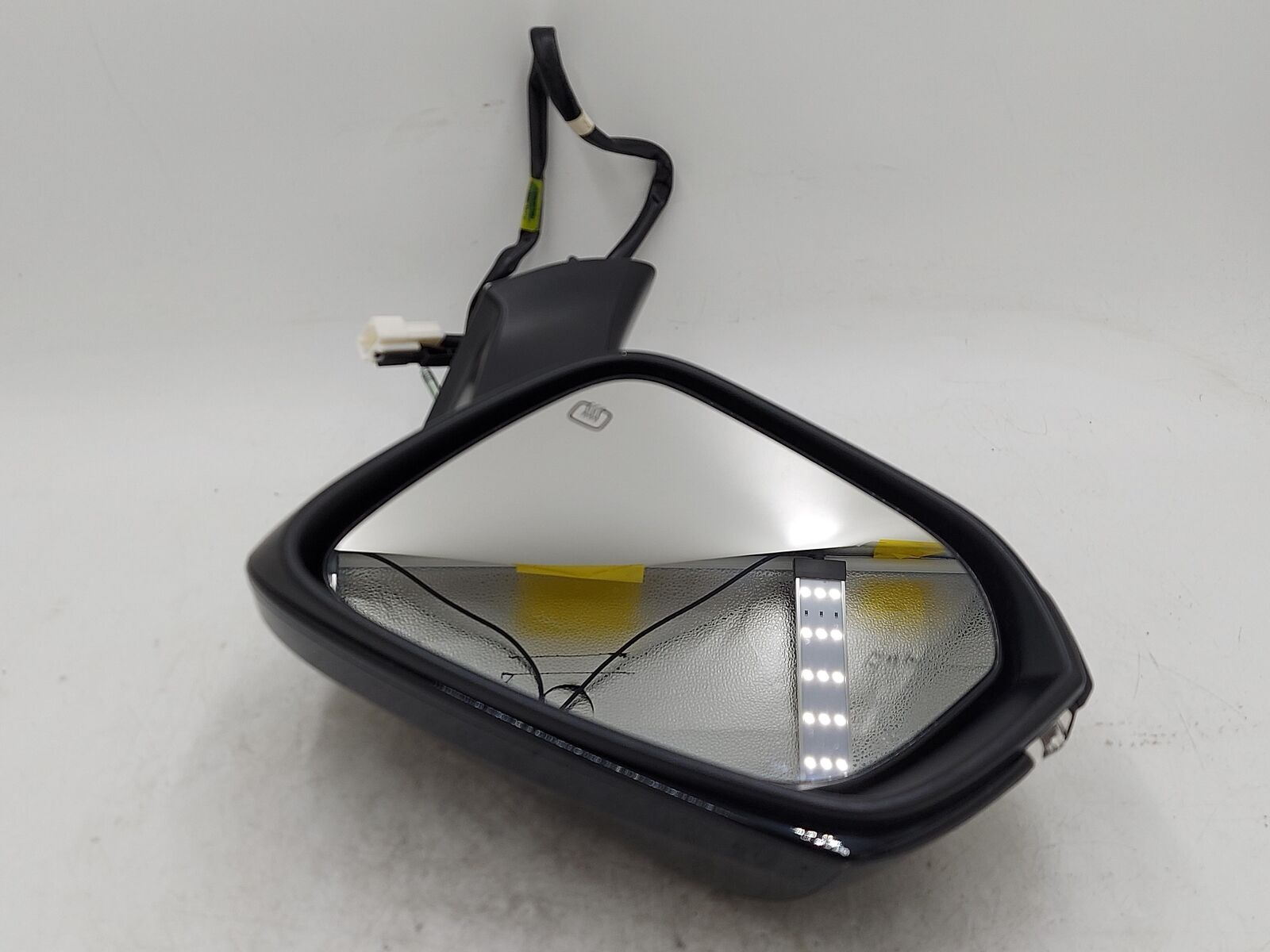 20-22 Toyota Highlander LH Left Door Mirror w/ Black Blind Spot Alert *Scuffs*