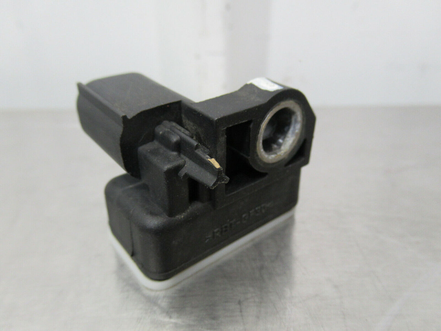 T020 2016 16 MCLAREN 570S YAW TURN RATE SENSOR #8 11M0252CP