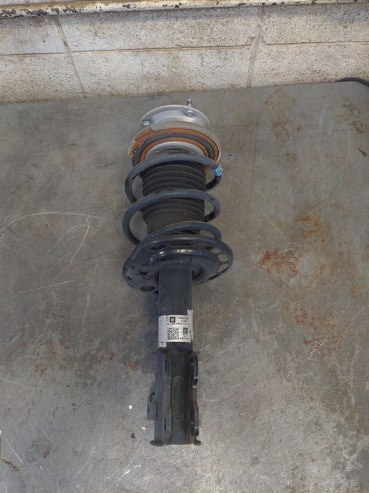 20 CADILLAC CT4-V 2.7L Front Left Strut 84807821 Lh Sport Non Elec 16KM's!