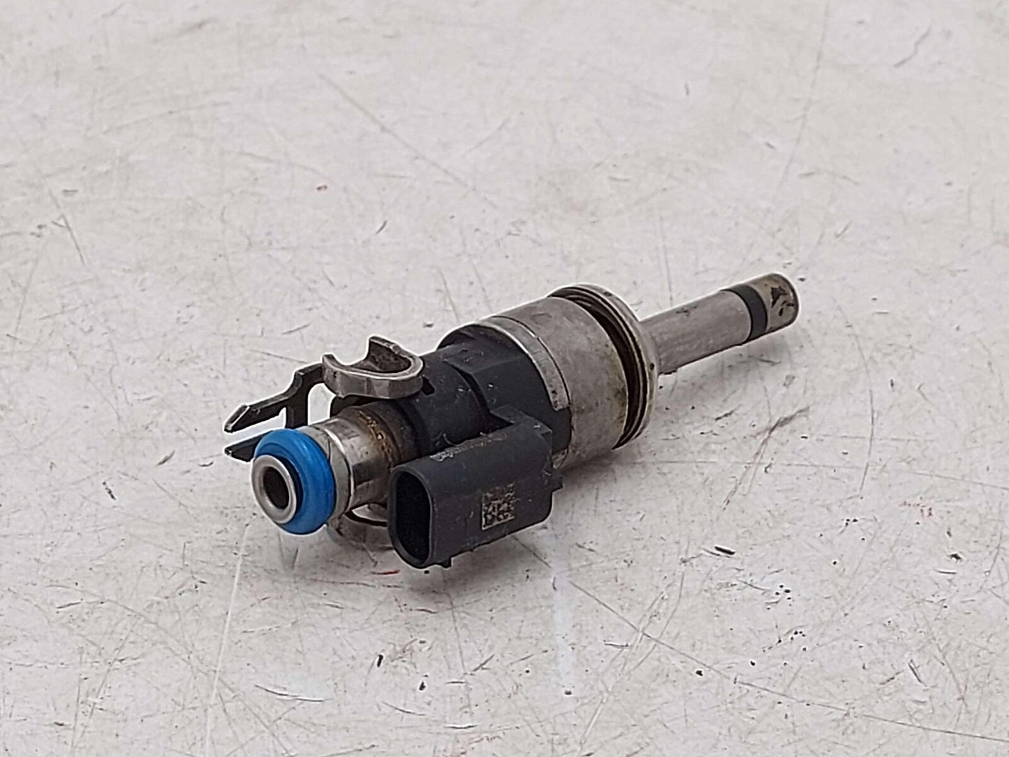 17-18 PORSCHE MACAN 3.0L FUEL INJECTION INJECTOR