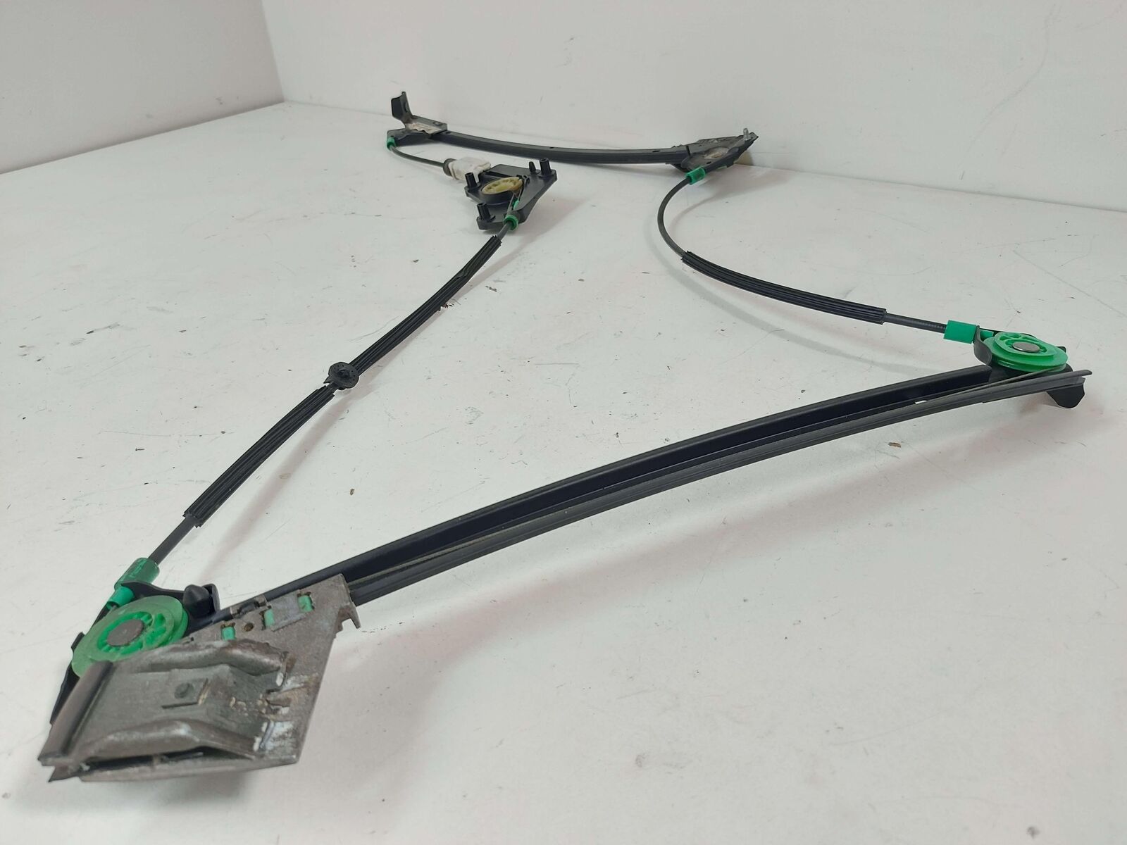 06-13 Porsche 911 997 Turbo Coupe Front Right DOOR WINDOW REGULATOR 99754207602