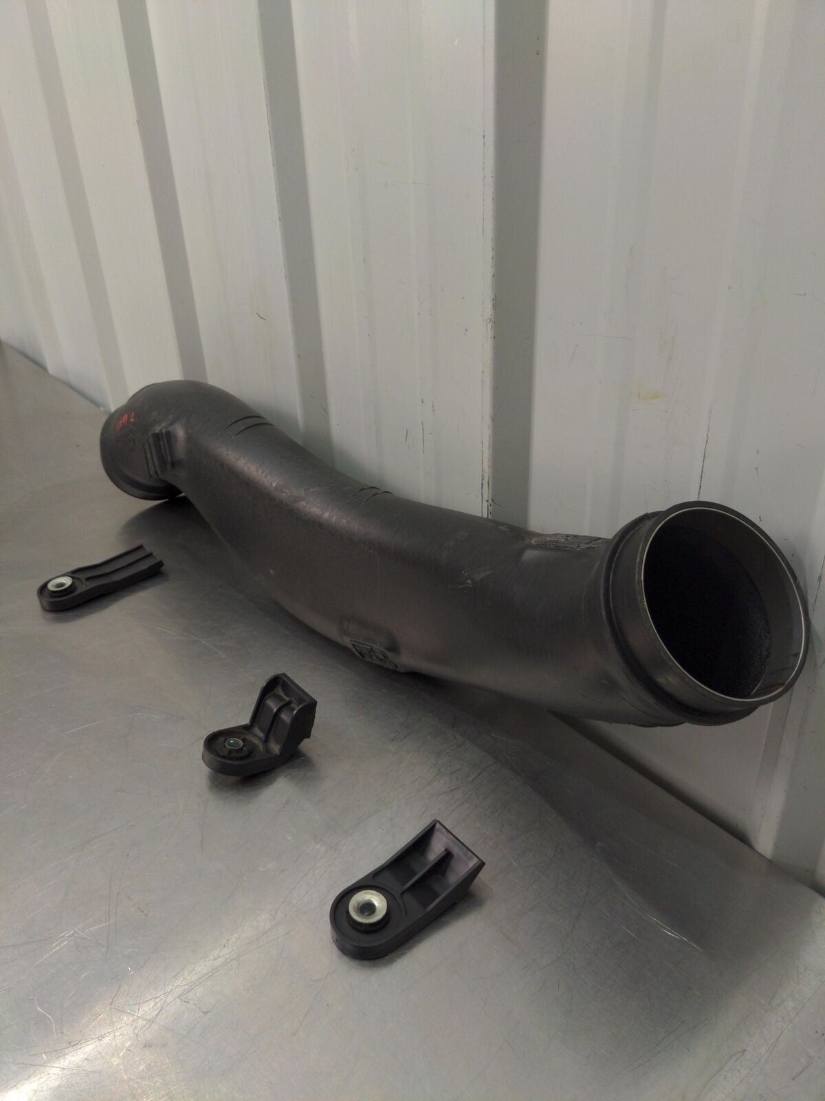 2018 MCLAREN 720S 14fa117cp Lh Rear Air Inlet Pipe *notes!*