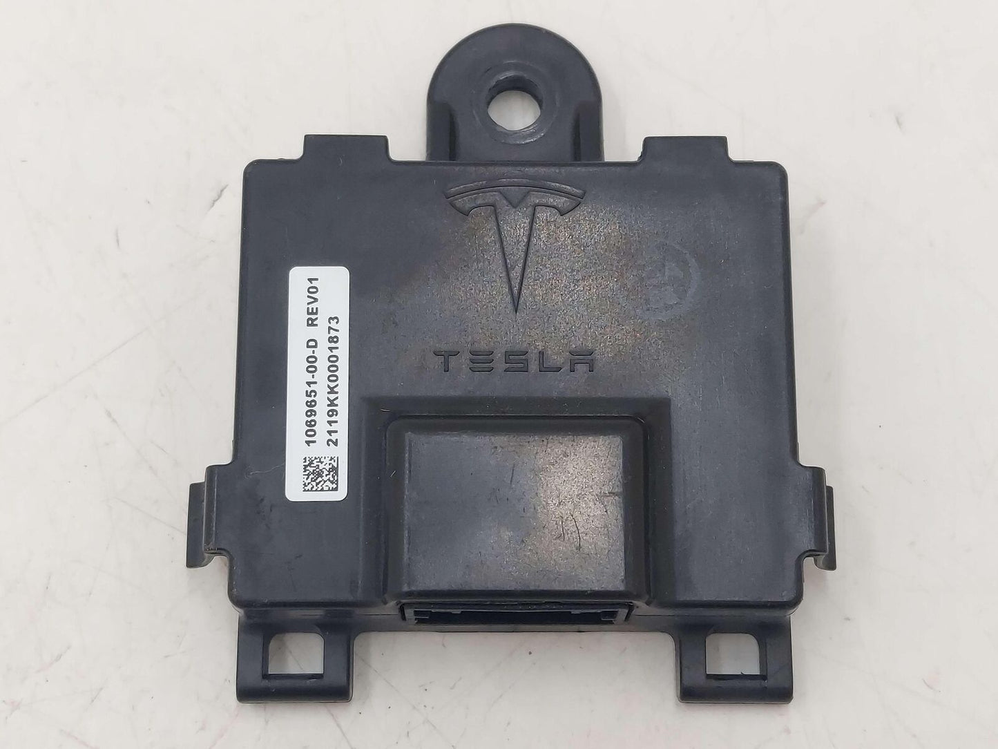 2014 TESLA S DOOR HANDLE CONTROLLER CONTROL MODULE 1069651-00-D