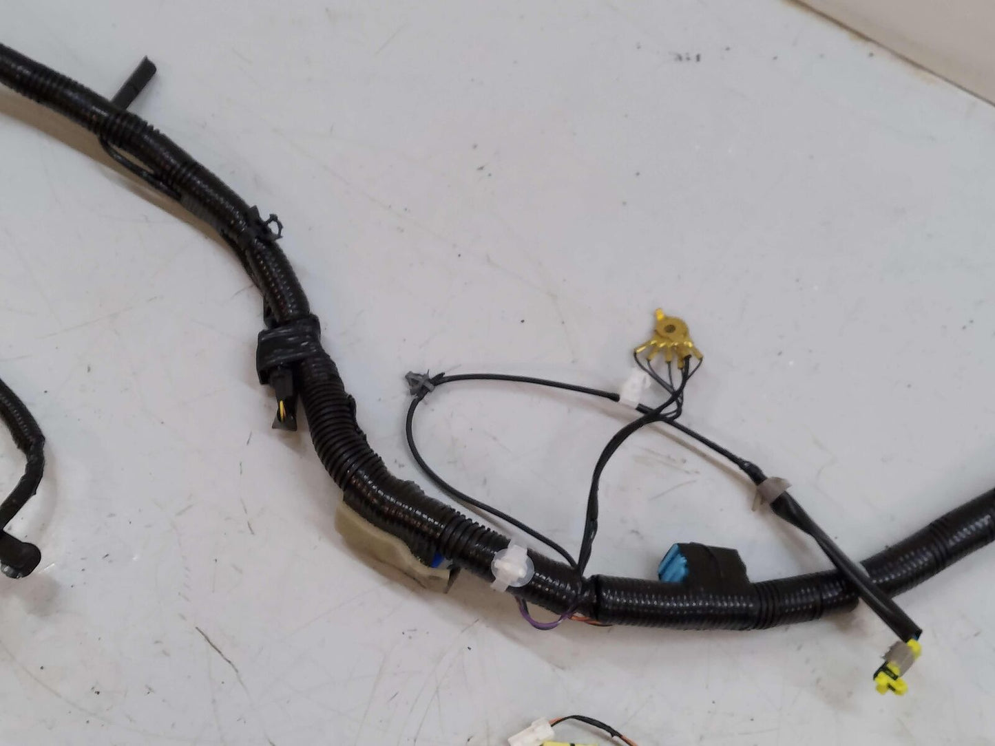 2009 Nissan GTR GT-R R35 RH Right Body Wiring Wire Harness 24017JF10B 60K KMS