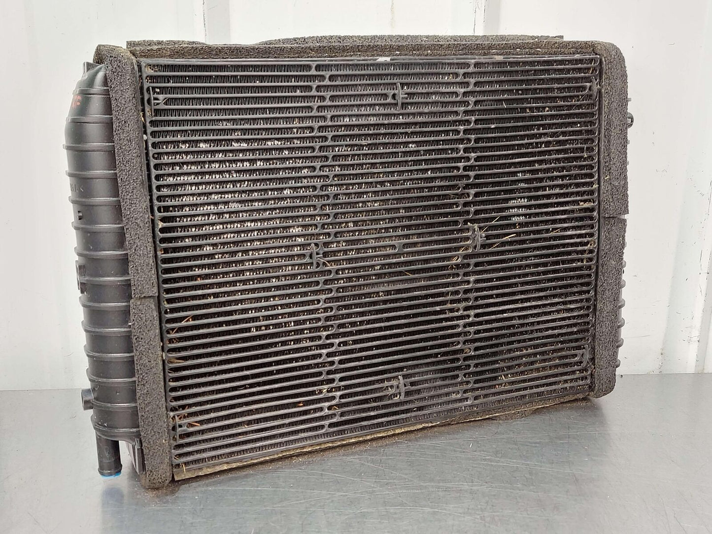 2017 MCLAREN 570S FRONT RIGHT COOLANT RADIATOR *MINOR FIN DAMAGE*