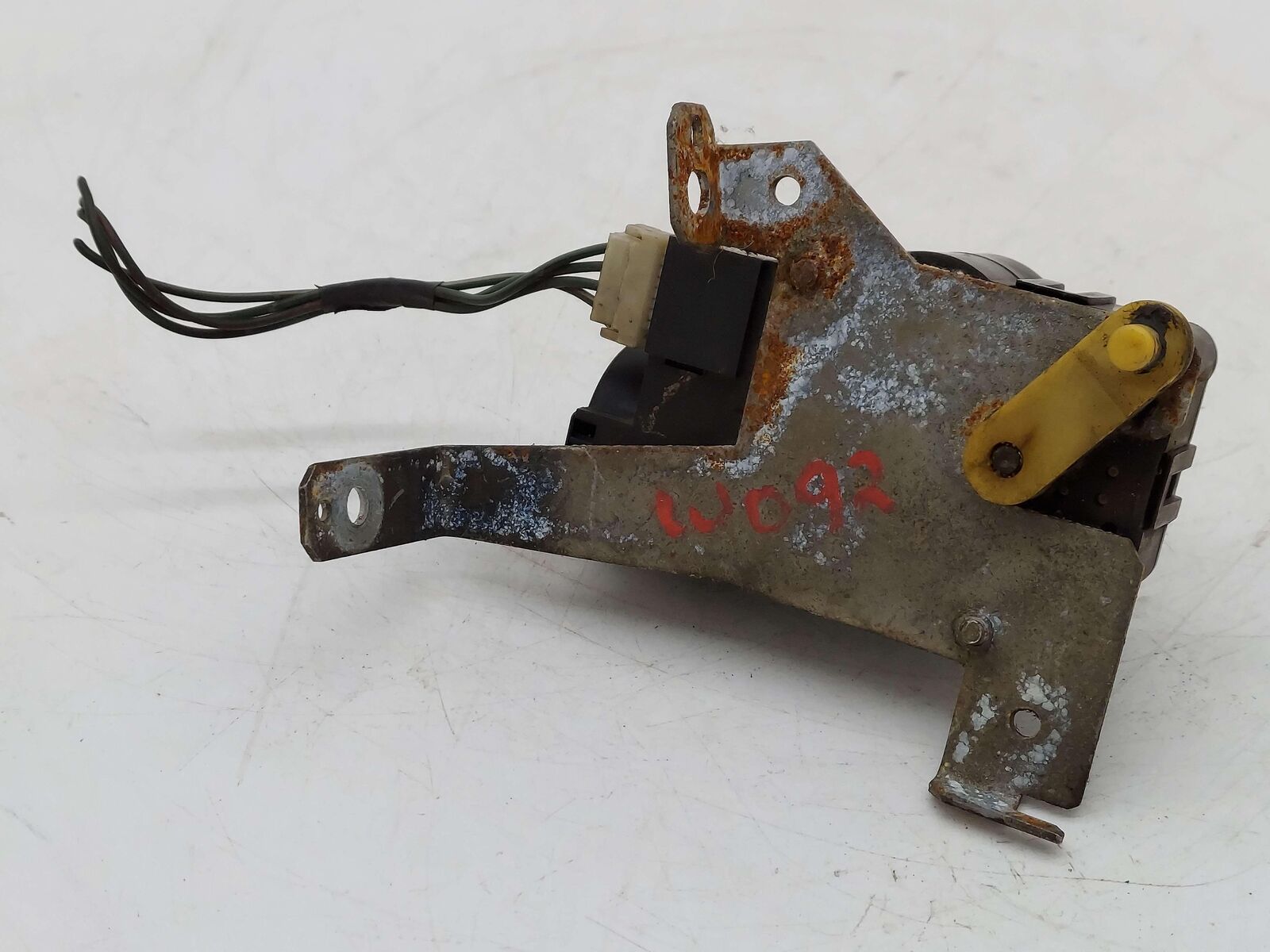 1991 Nissan Skyline R32 HCR32 GTS-T Coupe LH Left Door Lock Actuator